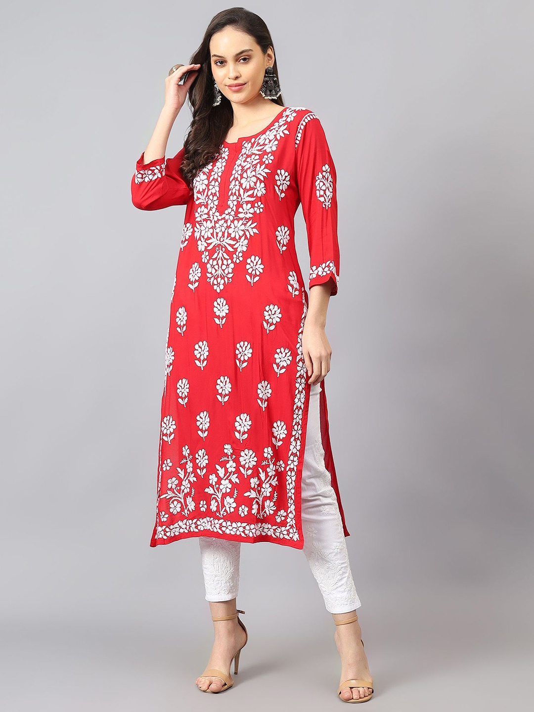 

NAZAQAT ETHNIC INDIA Floral Embroidered Chikankari Notch Neck Straight Kurta, Red
