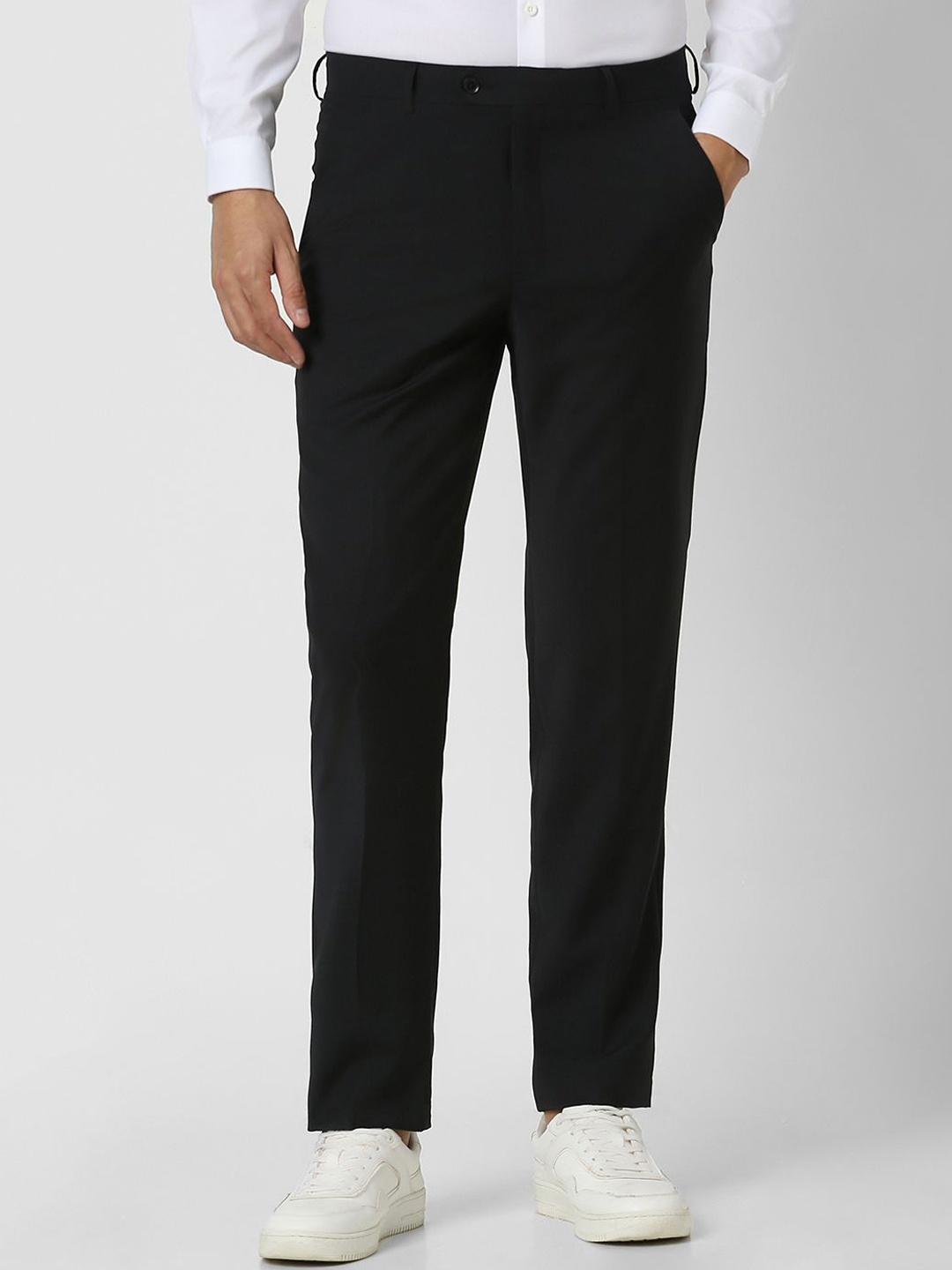 

Van Heusen Men Regular Fit Formal Trousers, Black