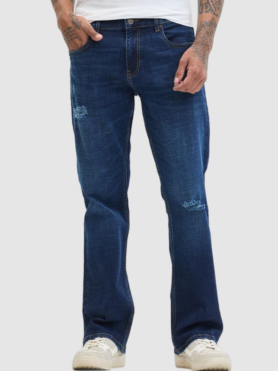 

Snitch Men Classic Mildly Distressed Light Fade Stretchable Jeans, Navy blue