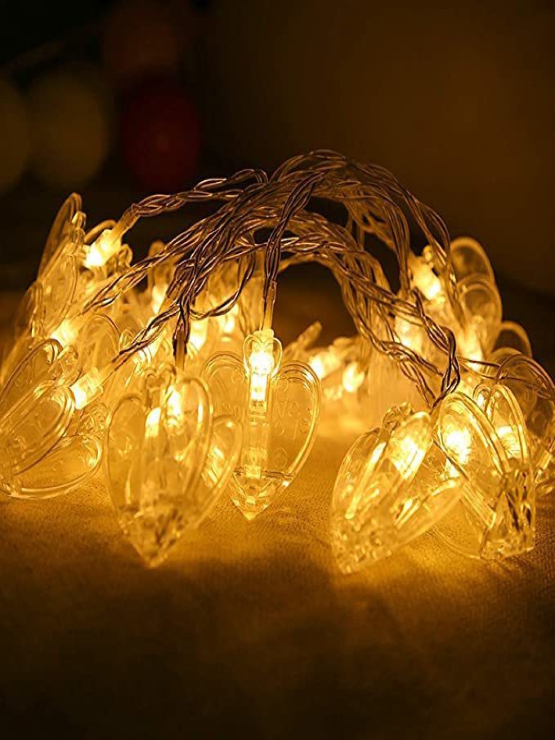 

ENORMITY Yellow Heart Shape String Lights