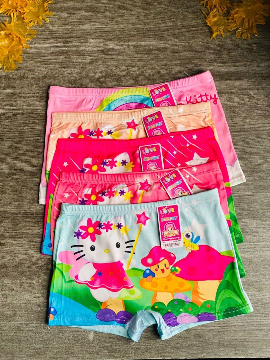

SHREE GANESH FASHION Girls Pack Of 5 Assorted Pure Cotton Bloomers