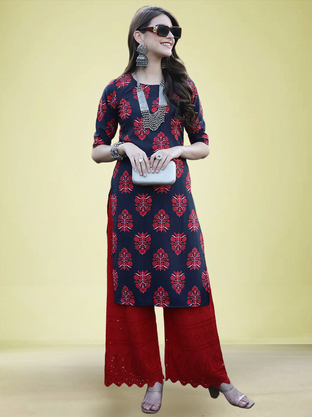 

Moda Rapido Floral Printed Round Neck Straight Kurta, Navy blue