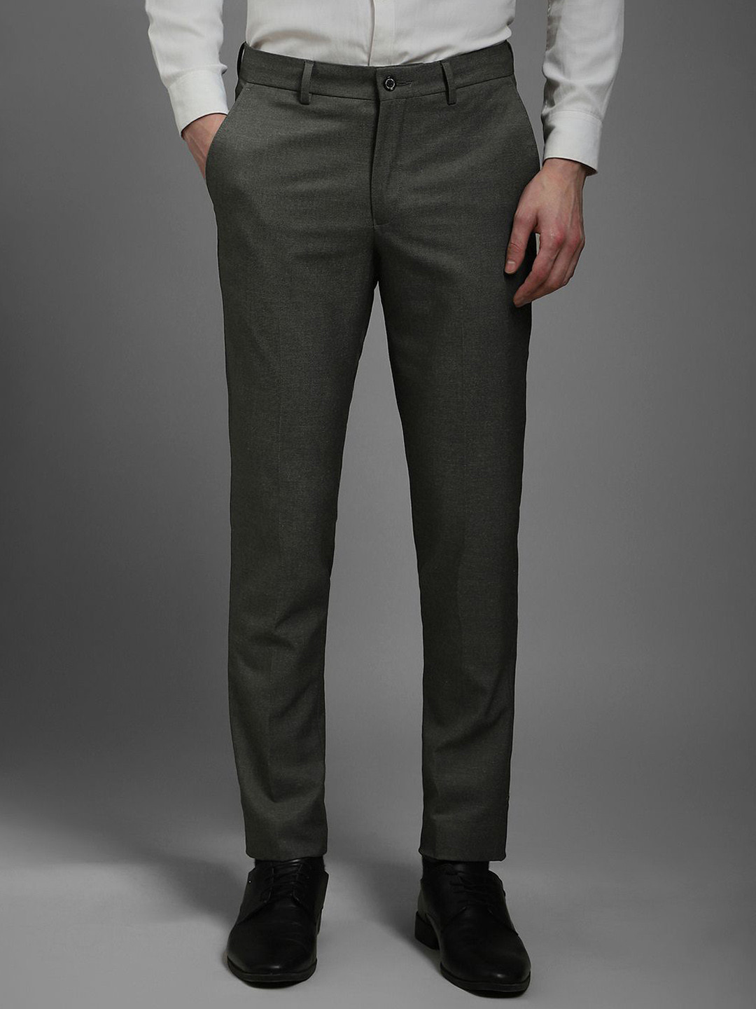 

Louis Philippe Men Slim Fit Trousers, Grey