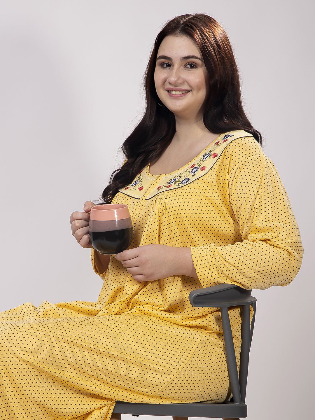 

CHUI MUI Maxi Nightdress, Yellow