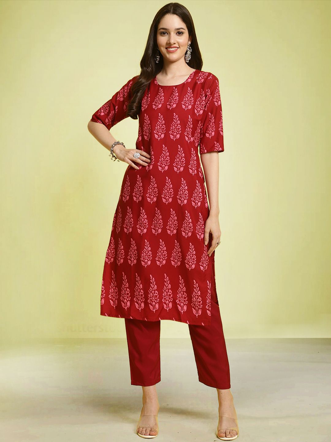 

Moda Rapido Floral Printed Round Neck Straight Kurta with Trouser, Red