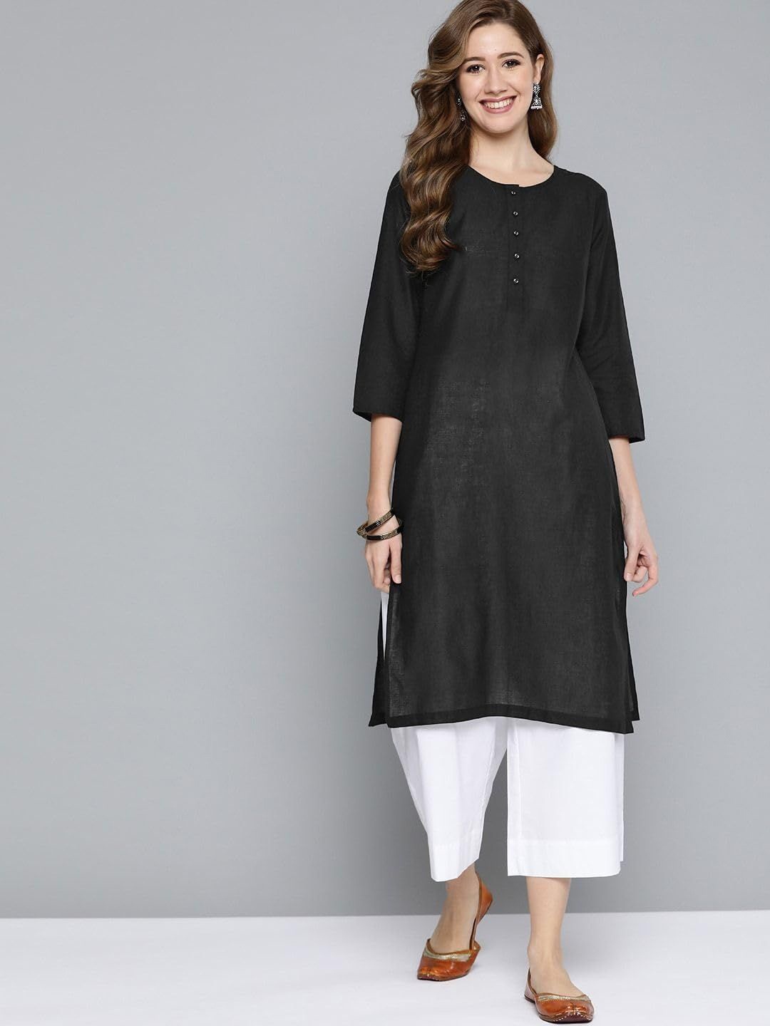 

13-Star Round Neck Straight Kurta, Black