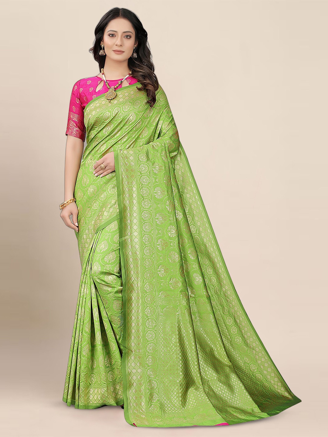 

bigben textile Floral Zari Banarasi Saree, Green