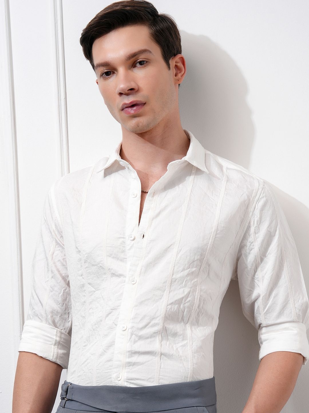 

HIGHLANDER Men Chinille Yarn Striped Occation Shirt, White