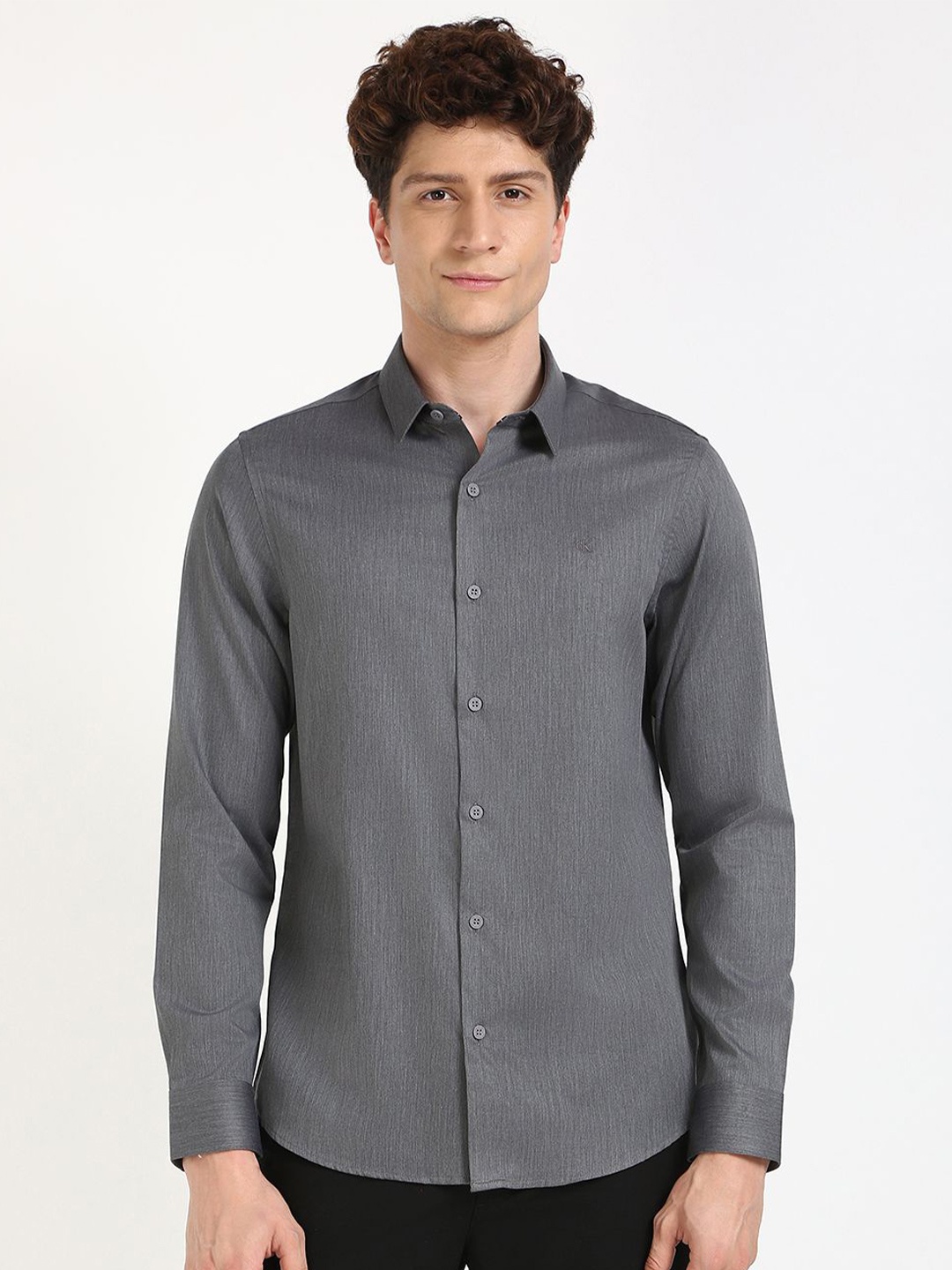 

Calvin Klein Jeans Men Slim Fit Spread Collar Solid Cotton Casual Shirt, Grey