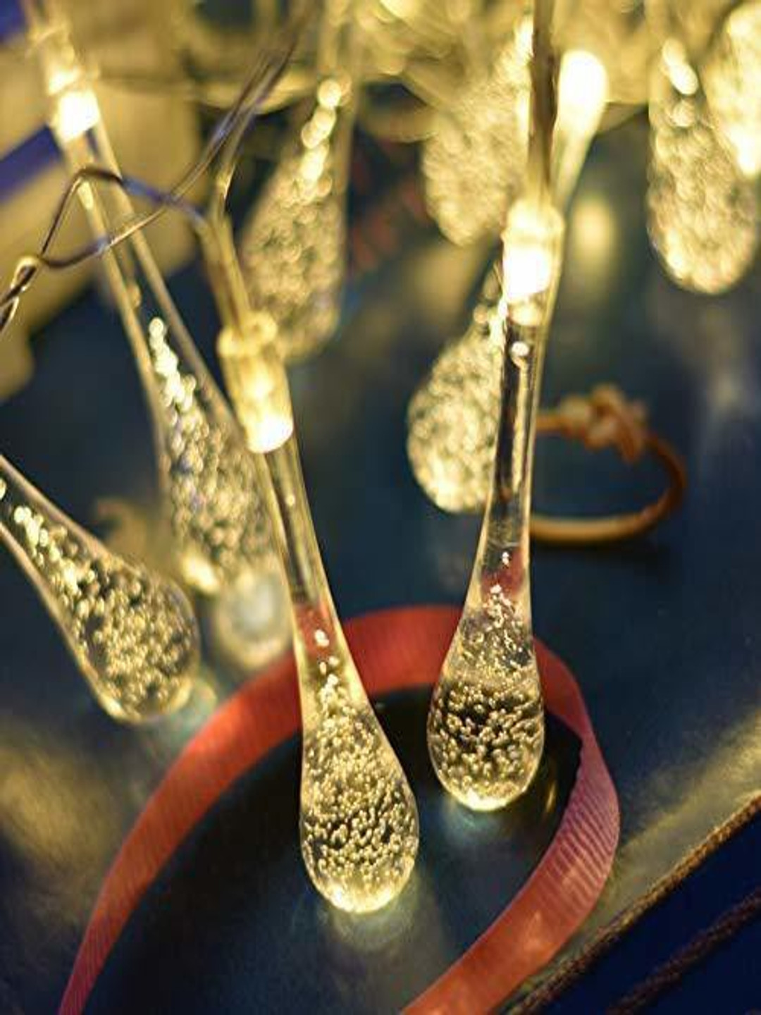 

SPARK WORLD Yellow Teardrop Shape String Lights