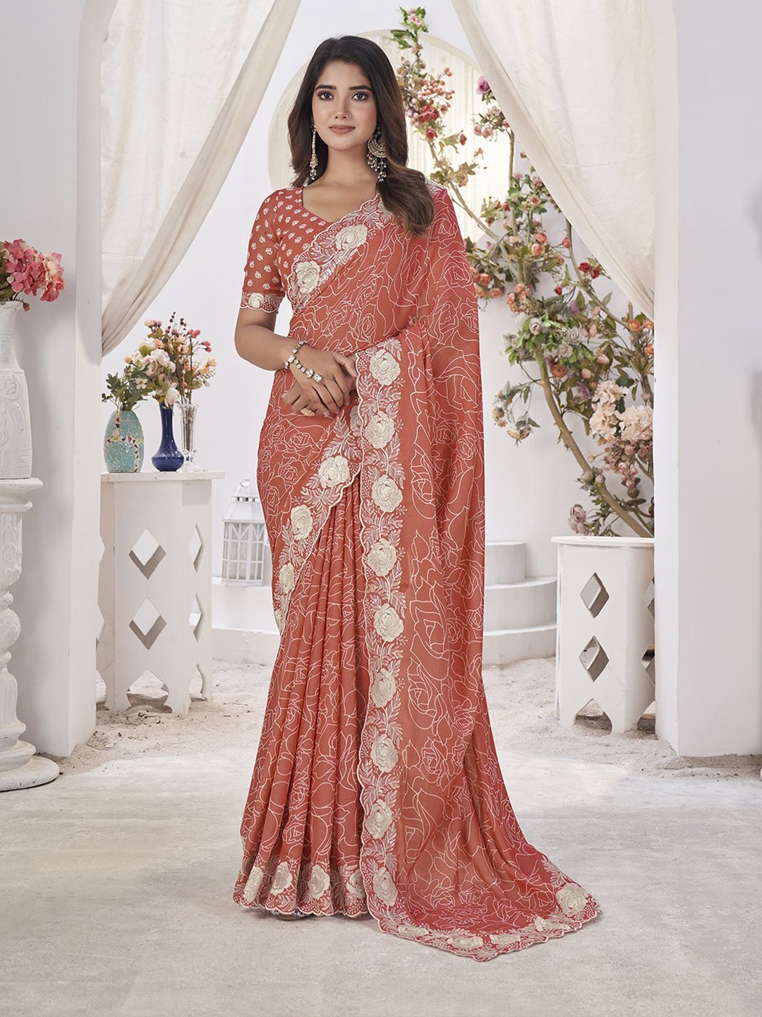 

Mitera Floral Printed Embroidered Saree, Peach