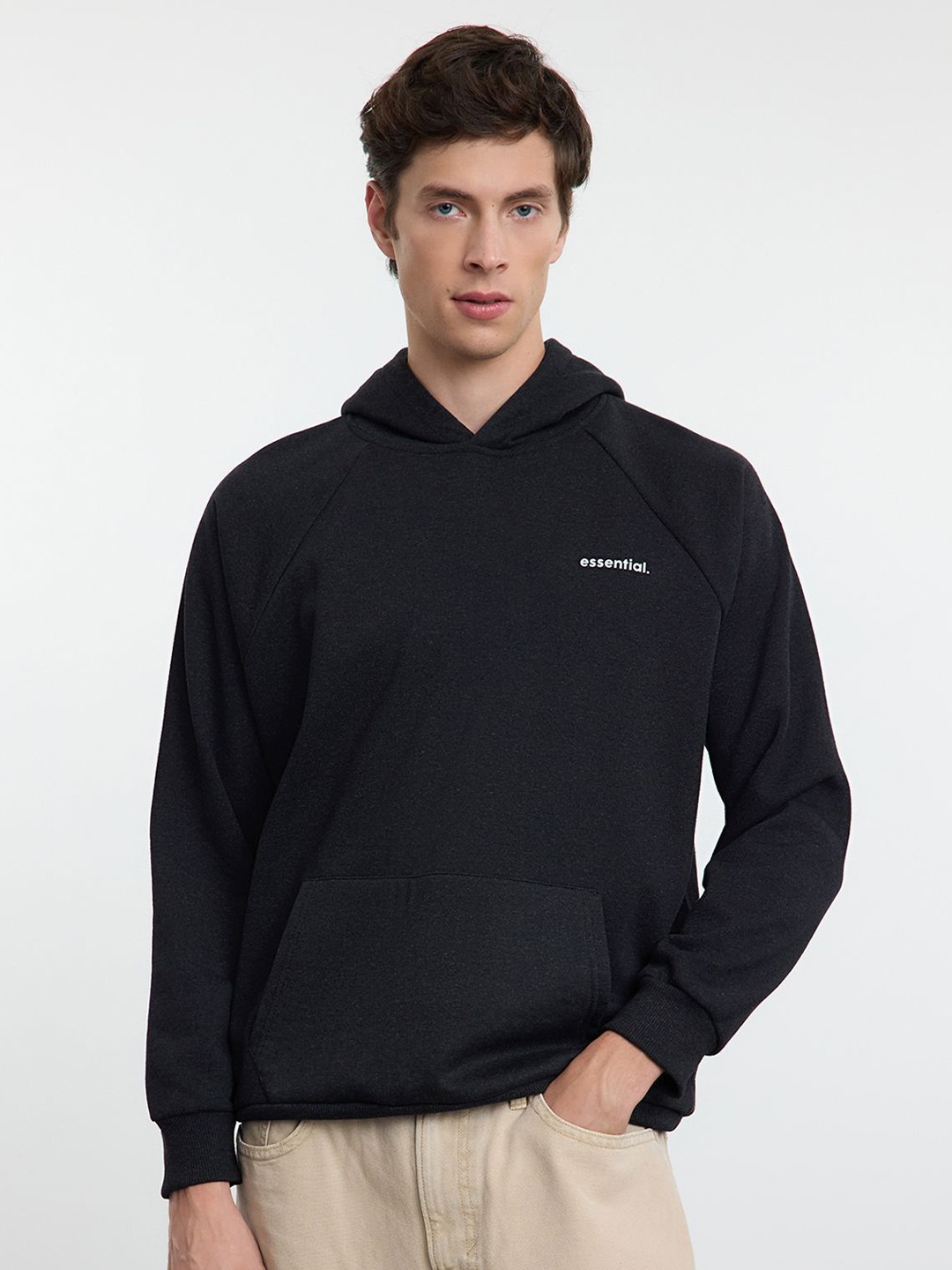 

Trendyol Men Sweatshirt, Na