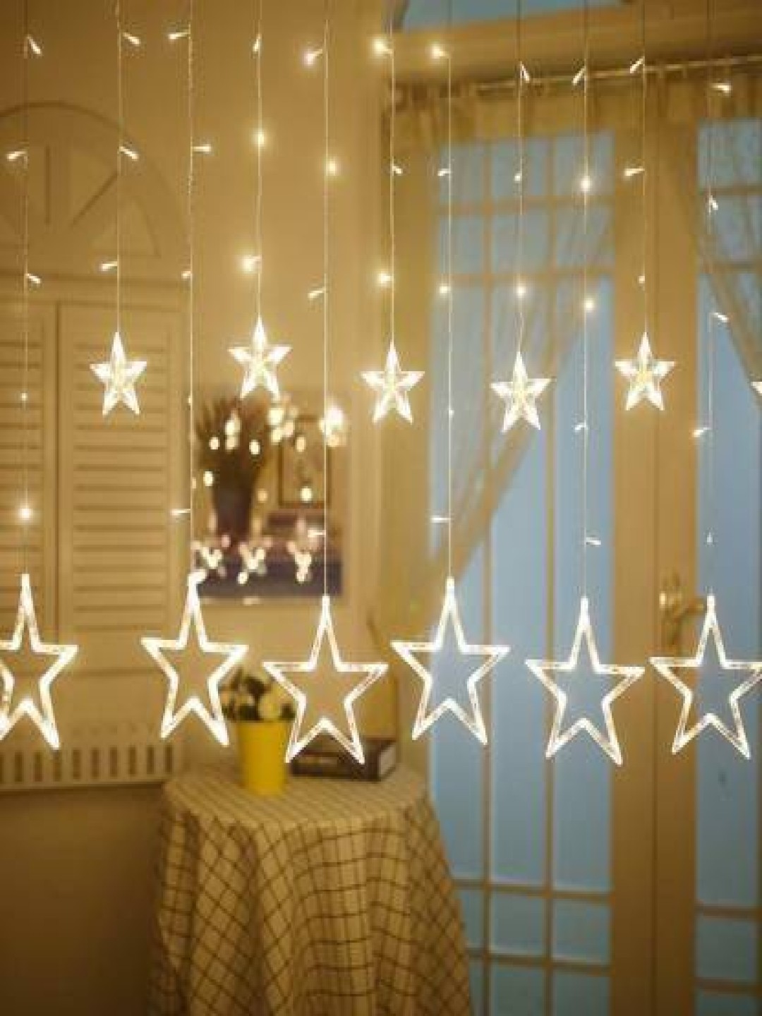 

ENORMITY Yellow Star Shape String Lights