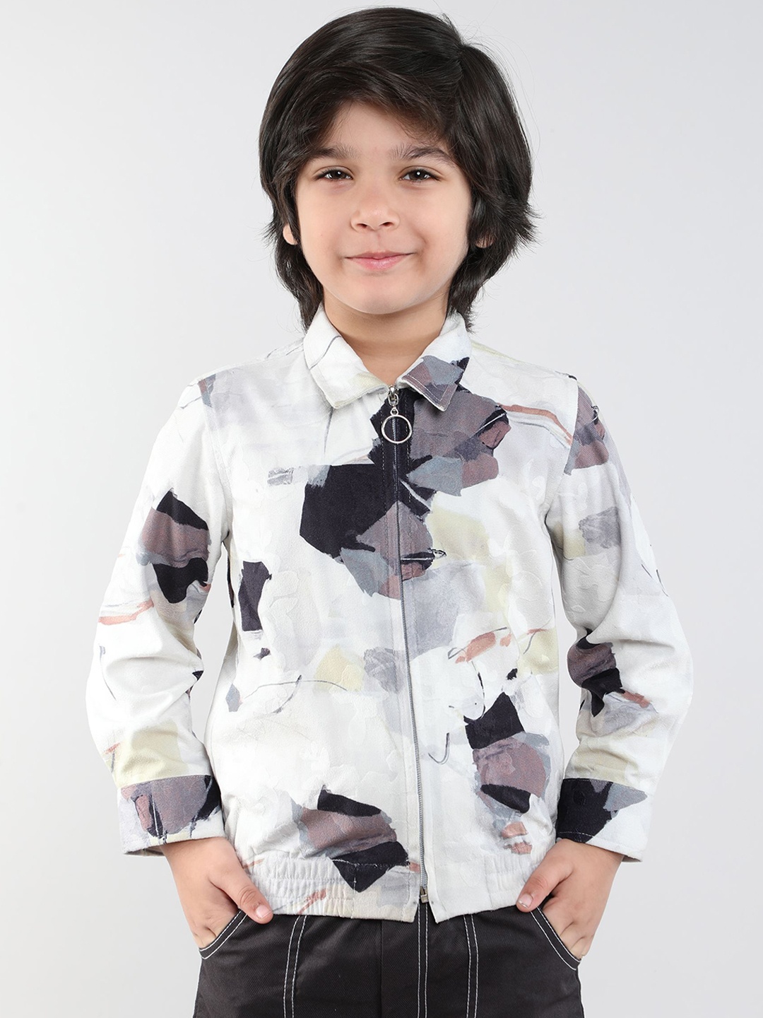 

taffykids Boys Spread Collar Abstract Printed Casual Lightweight Tailored Jacket, White