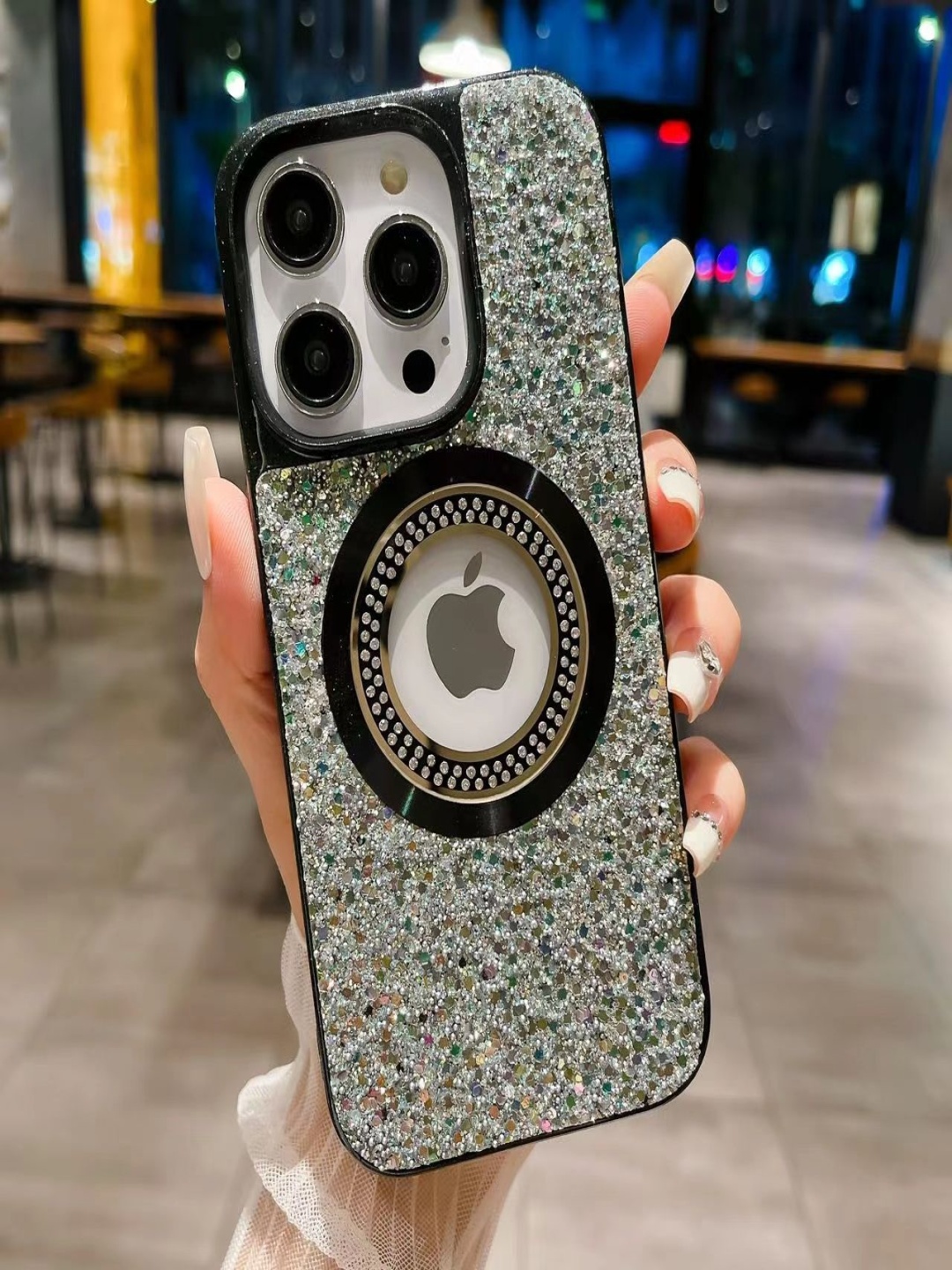 

Luxury Kase LK083 Quirky iPhone 14 Pro Sparkling Powder Mag-Safe Wireless Back Case, Black
