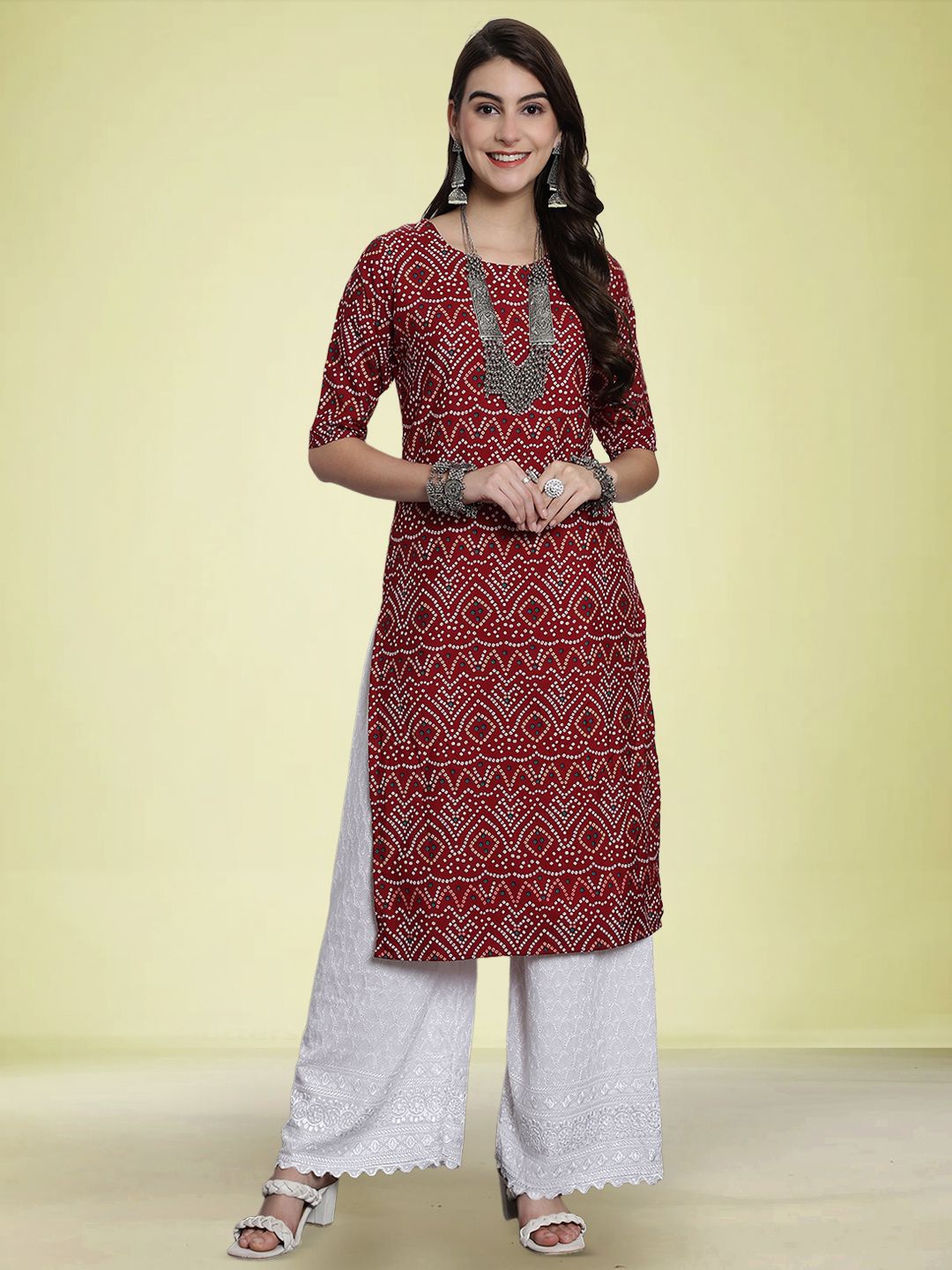 

Moda Rapido Bandhani Printed Round Neck Straight Kurta, Maroon