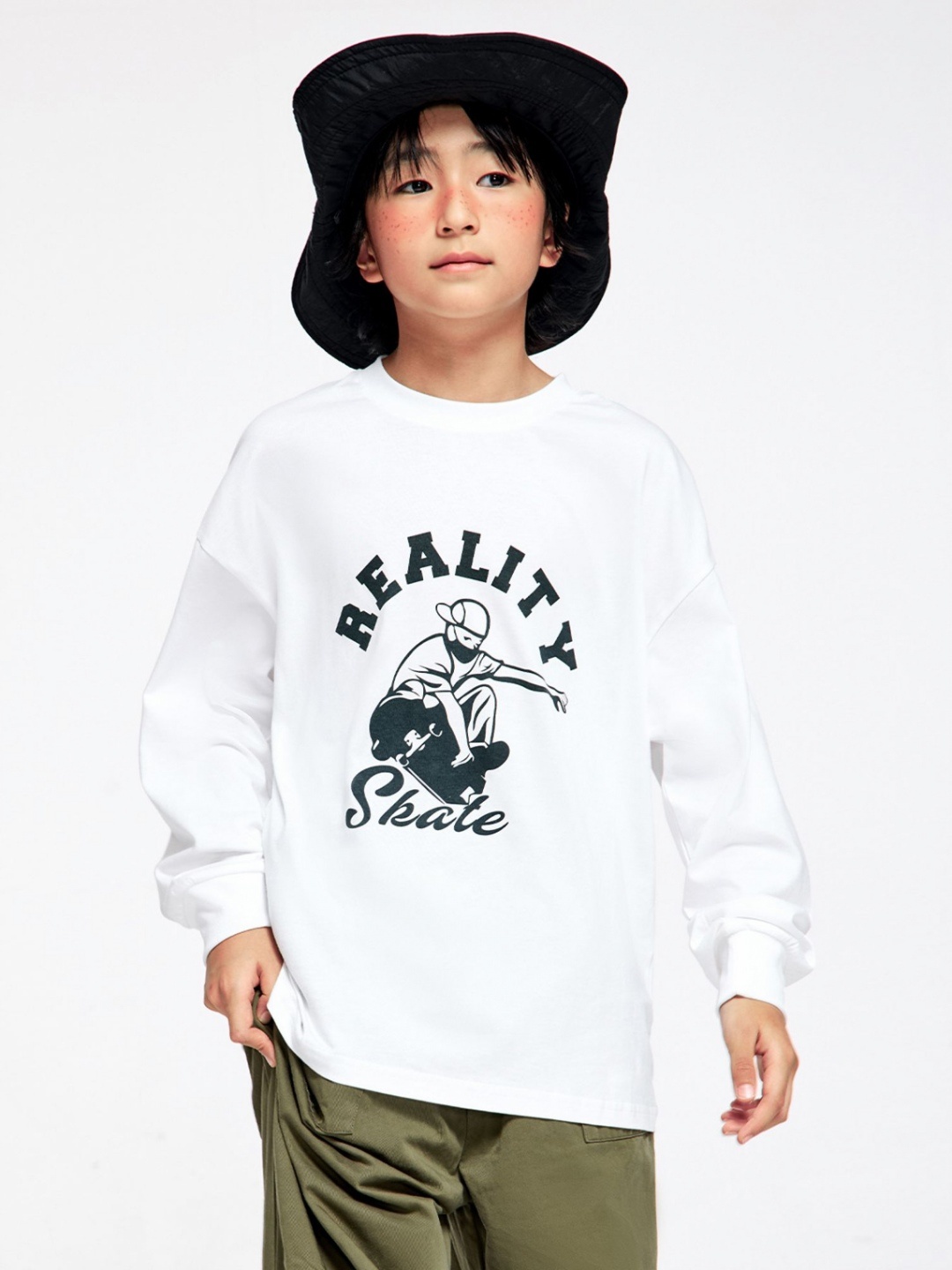 

LULU & SKY Girls Printed Applique T-shirt, White