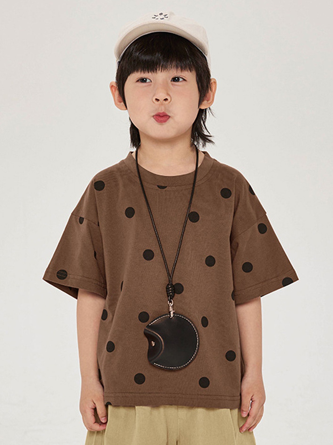 

LULU & SKY Boys Printed Mandarin Collar Extended Sleeves Pockets Boxy T-shirt, Brown