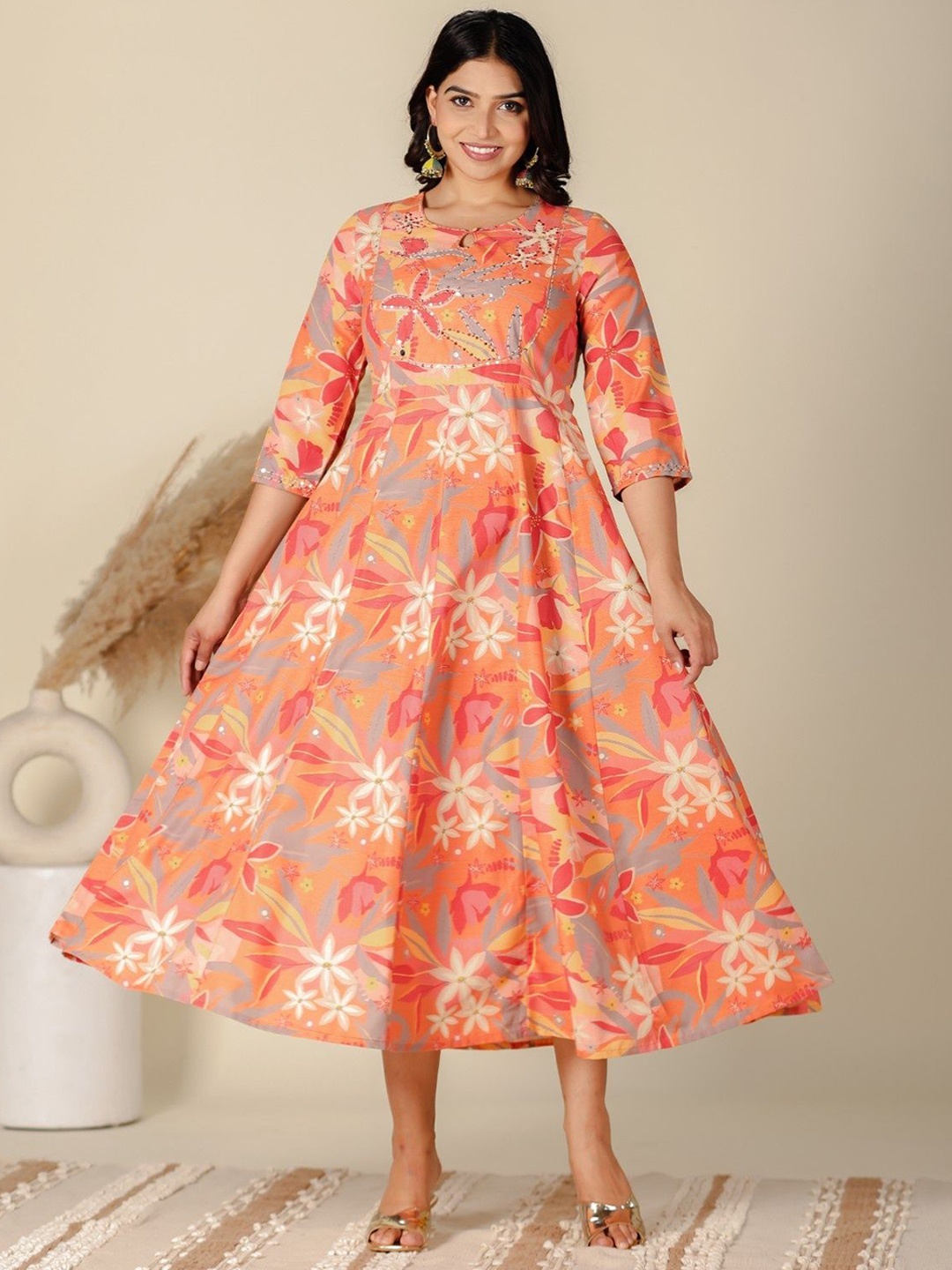 

Aramya Floral Printed Keyhole Neck Cotton Thread Work Anarkali Kurta, Orange