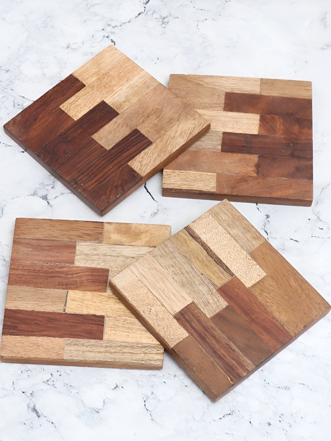 

Indianshelf Brown & Beige Striped Square Shaped Wooden Coasters