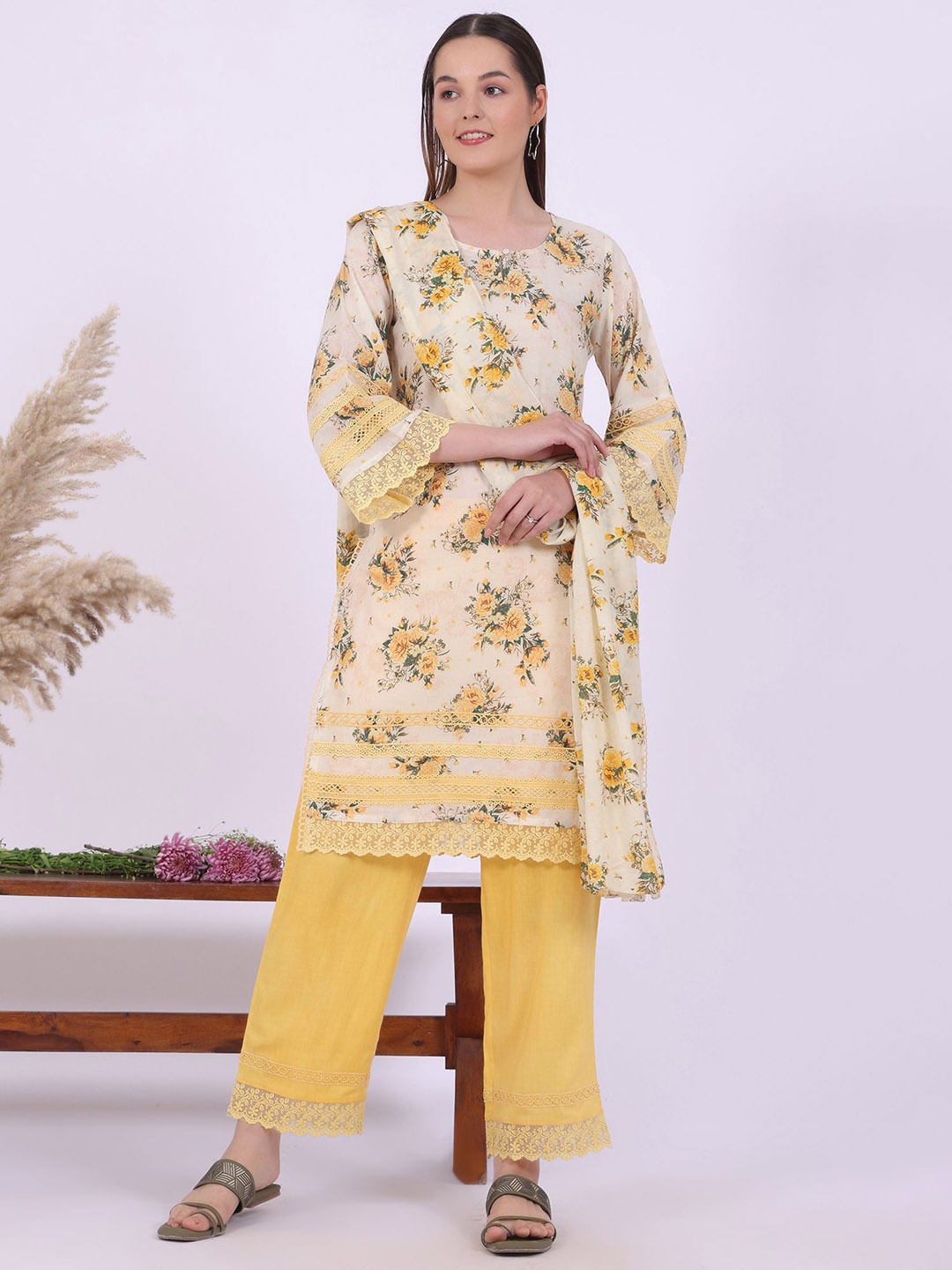 

AURELIA Floral Printed Keyhole Neck Straight Kurta With Palazzos And Dupatta, Yellow