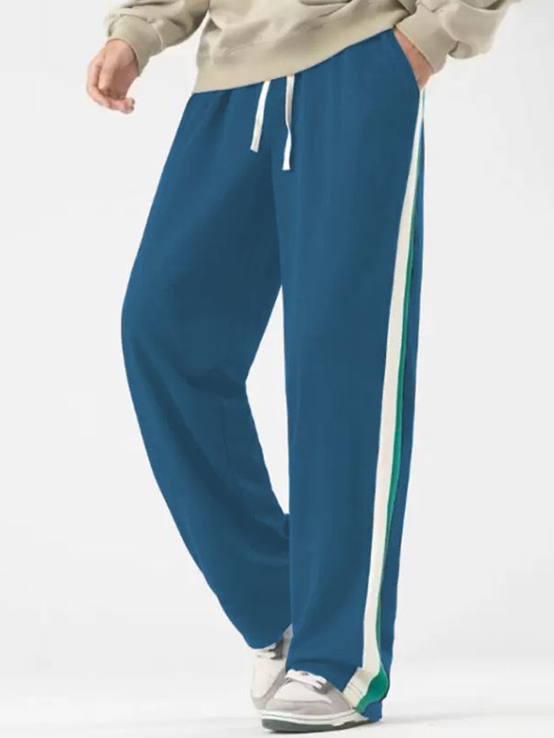 

MASCARI Men Mid Rise Strip Track Pant, Blue