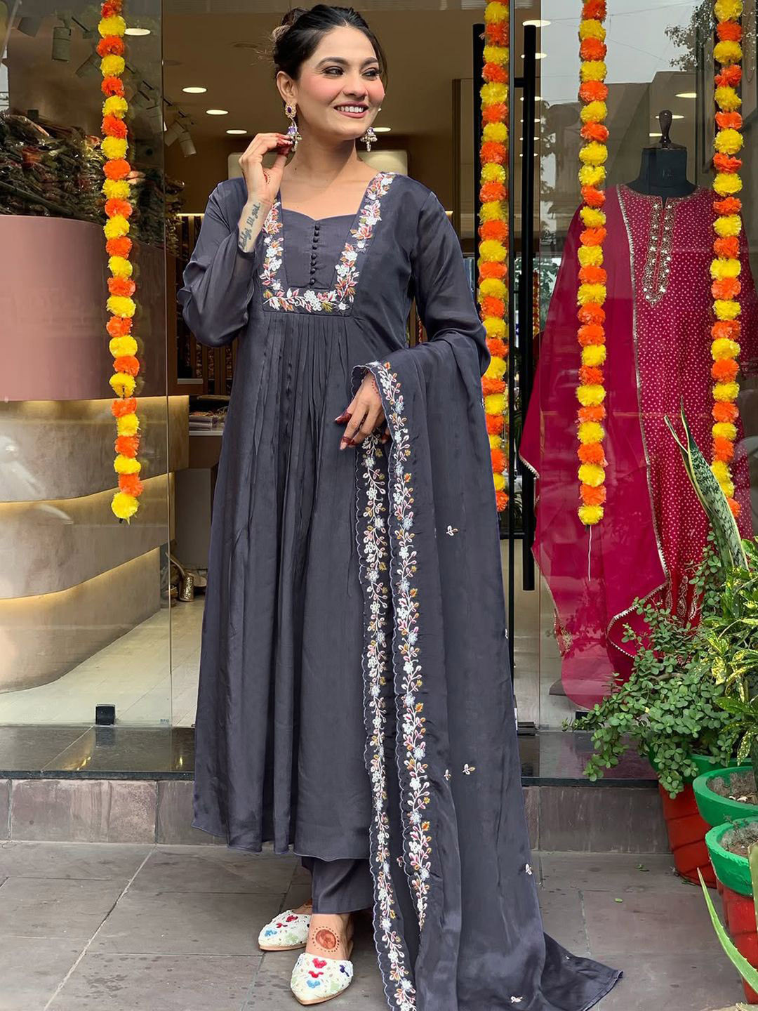 

FASHION DREAM Floral Yoke Design Pleated A-Line Kurta With Trouser & Dupatta, Grey