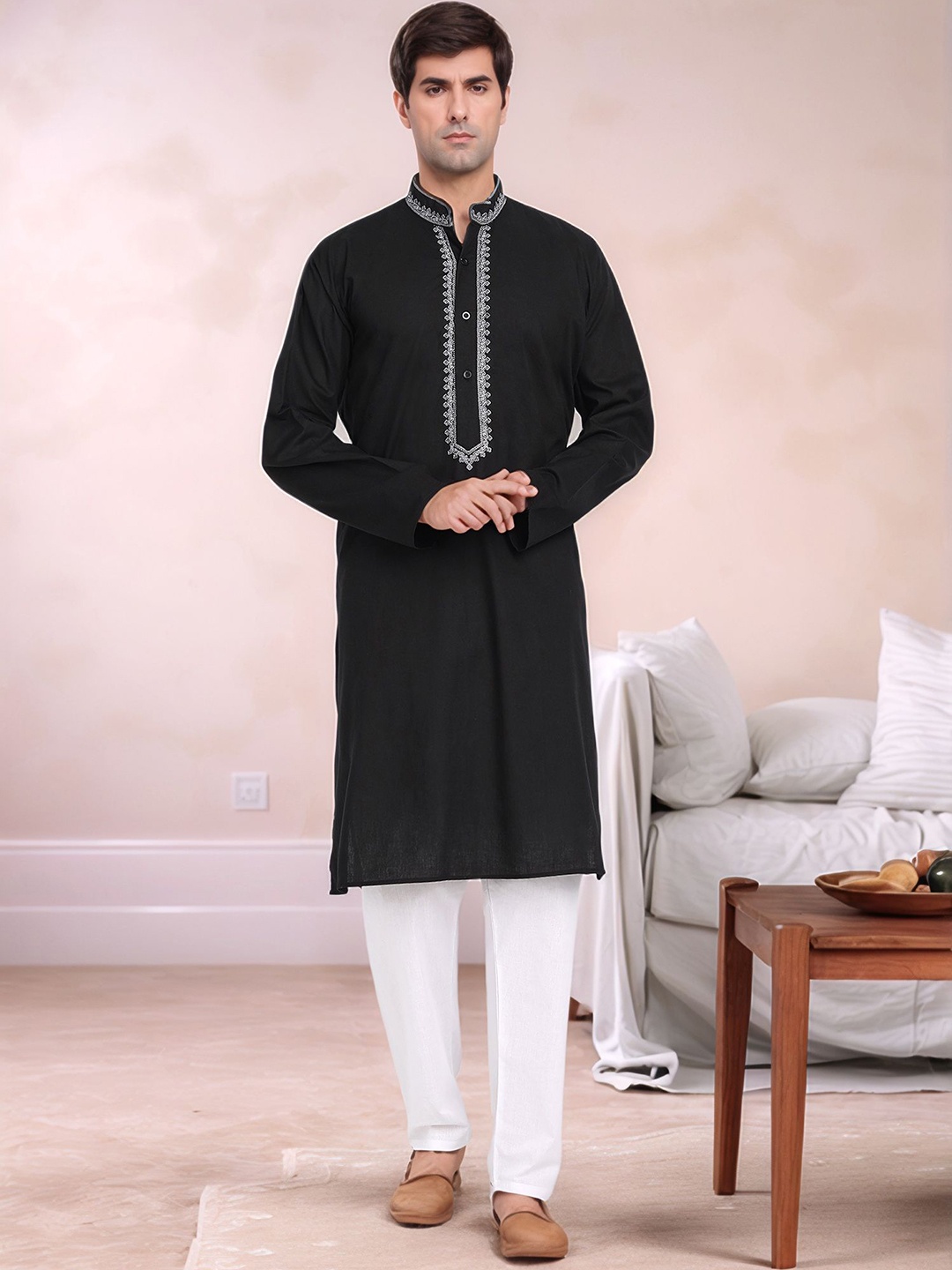 

Moda Rapido Men Floral Embroidered Regular Pure Cotton Kurta with Pyjamas, Black