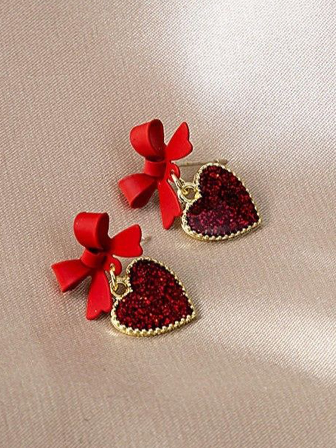 

ISHKAARA Gold-Plated Stone Studded Bow Heart Shaped Studs Earrings