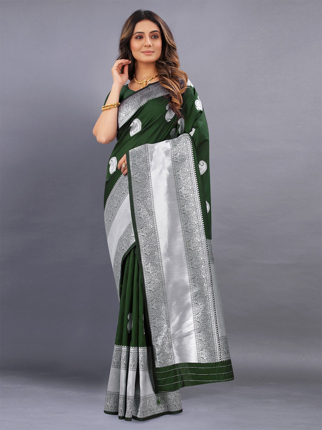 

LeeliPeeri Designer Woven Design Zari Silk Blend Banarasi Saree, Green