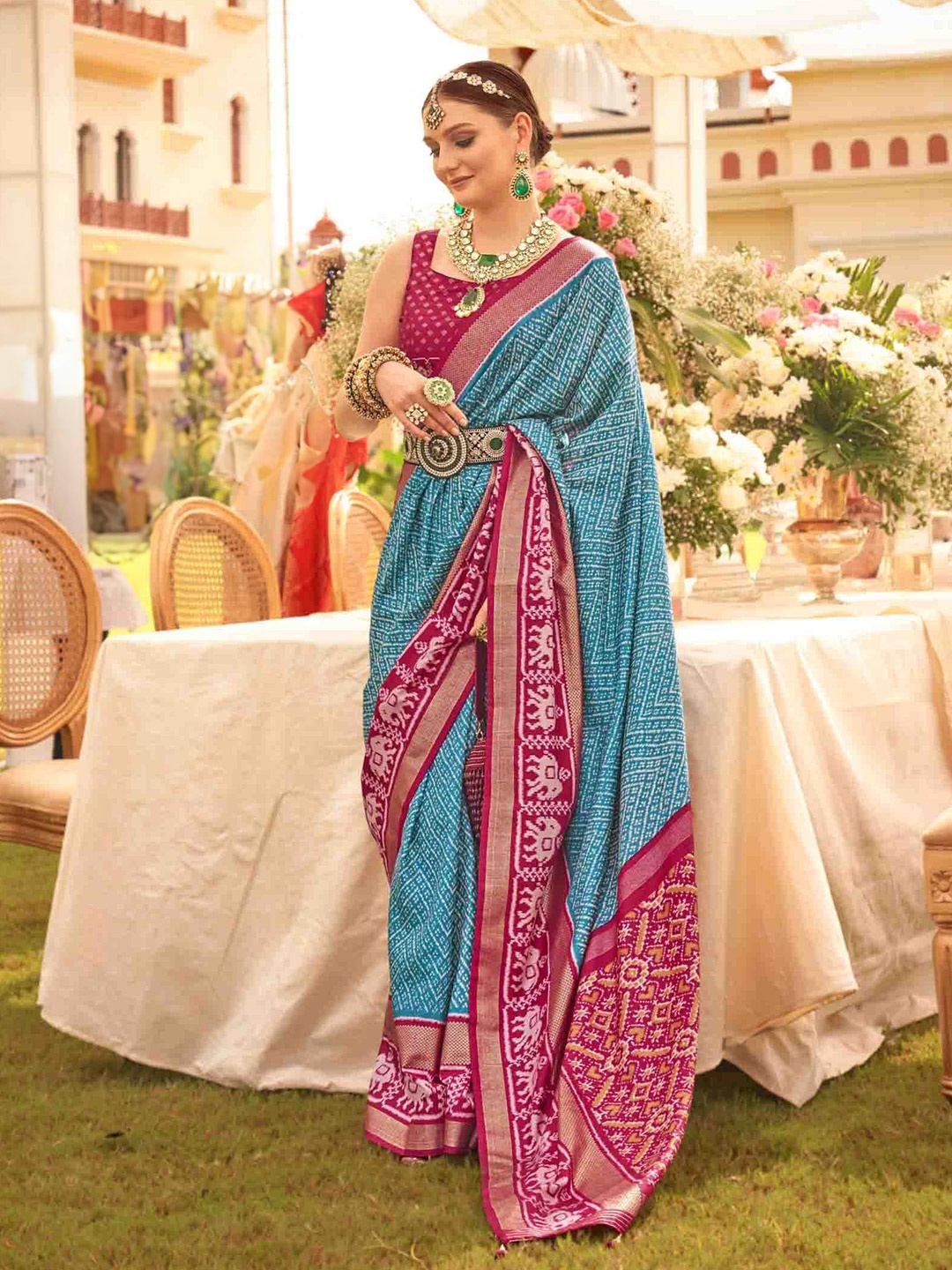 

Blissta Zari Silk Blend Patola Saree, Blue