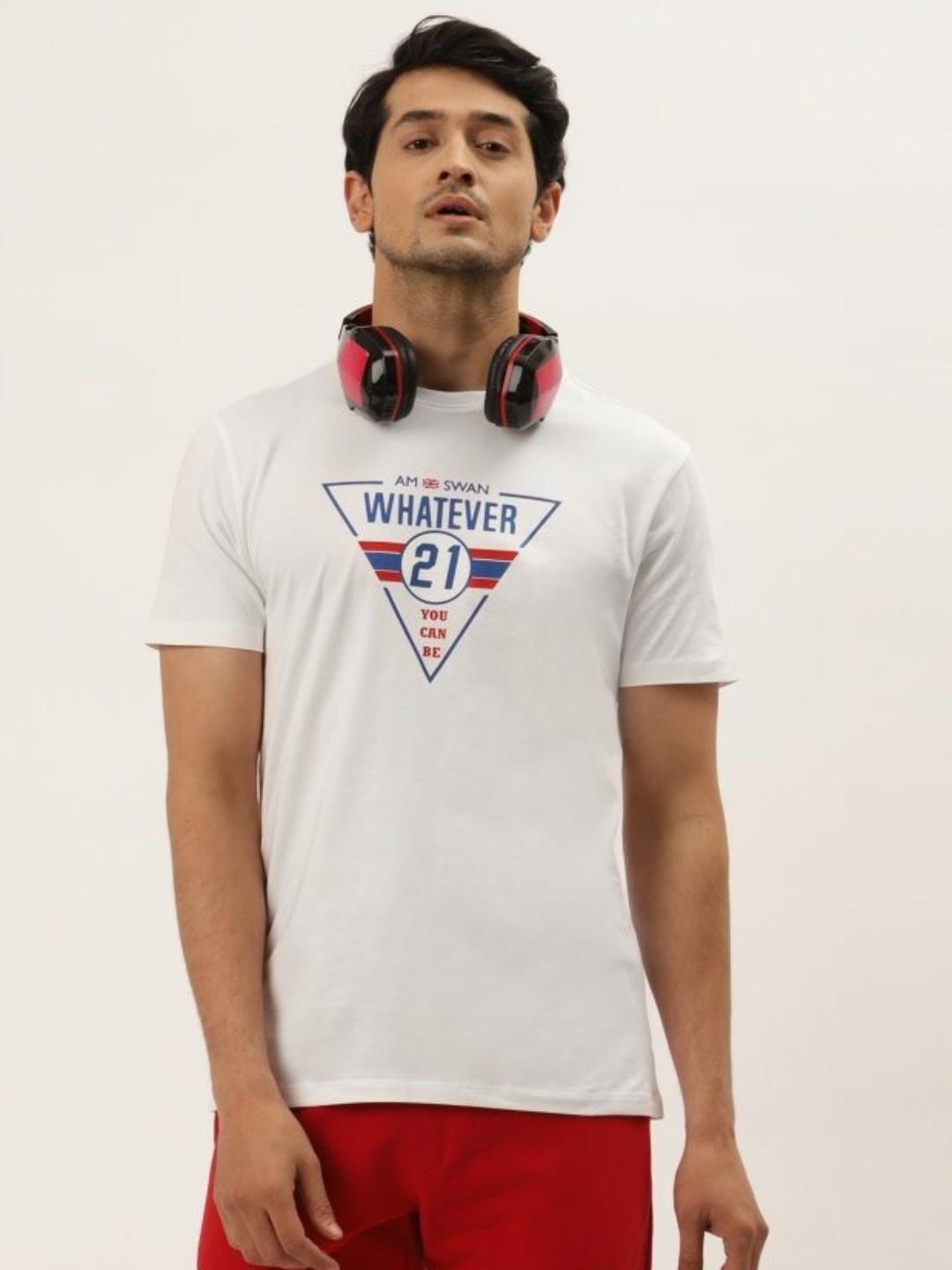 

AMSWAN Men Typography Printed Raw Edge T-shirt, White