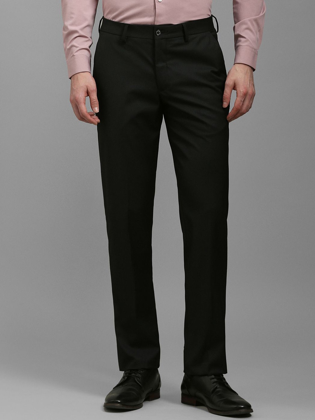 

Louis Philippe Men Slim Fit Trousers, Black