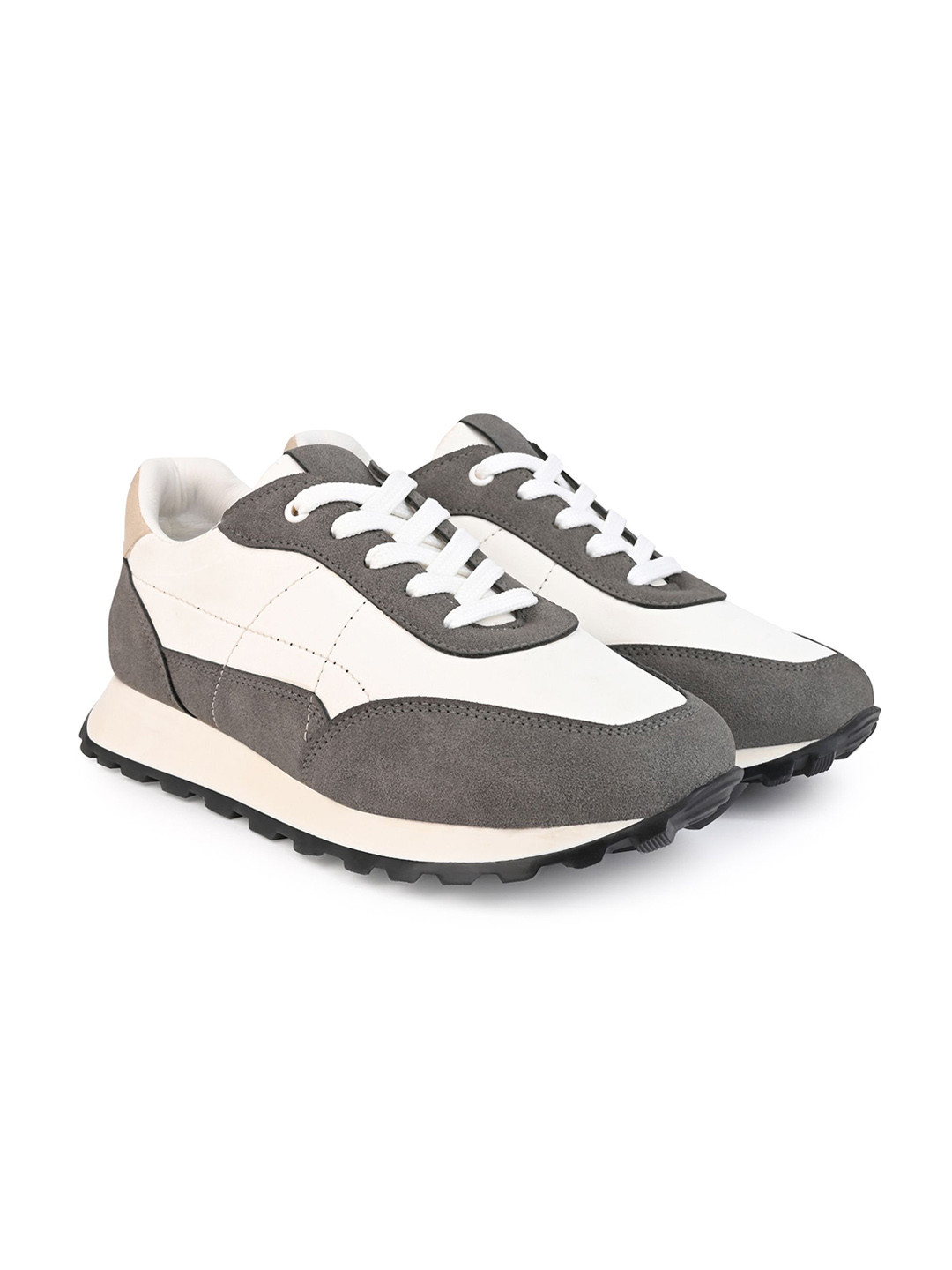 

The Roadster Lifestyle Co Women Colourblocked Casual Sneakers, Grey