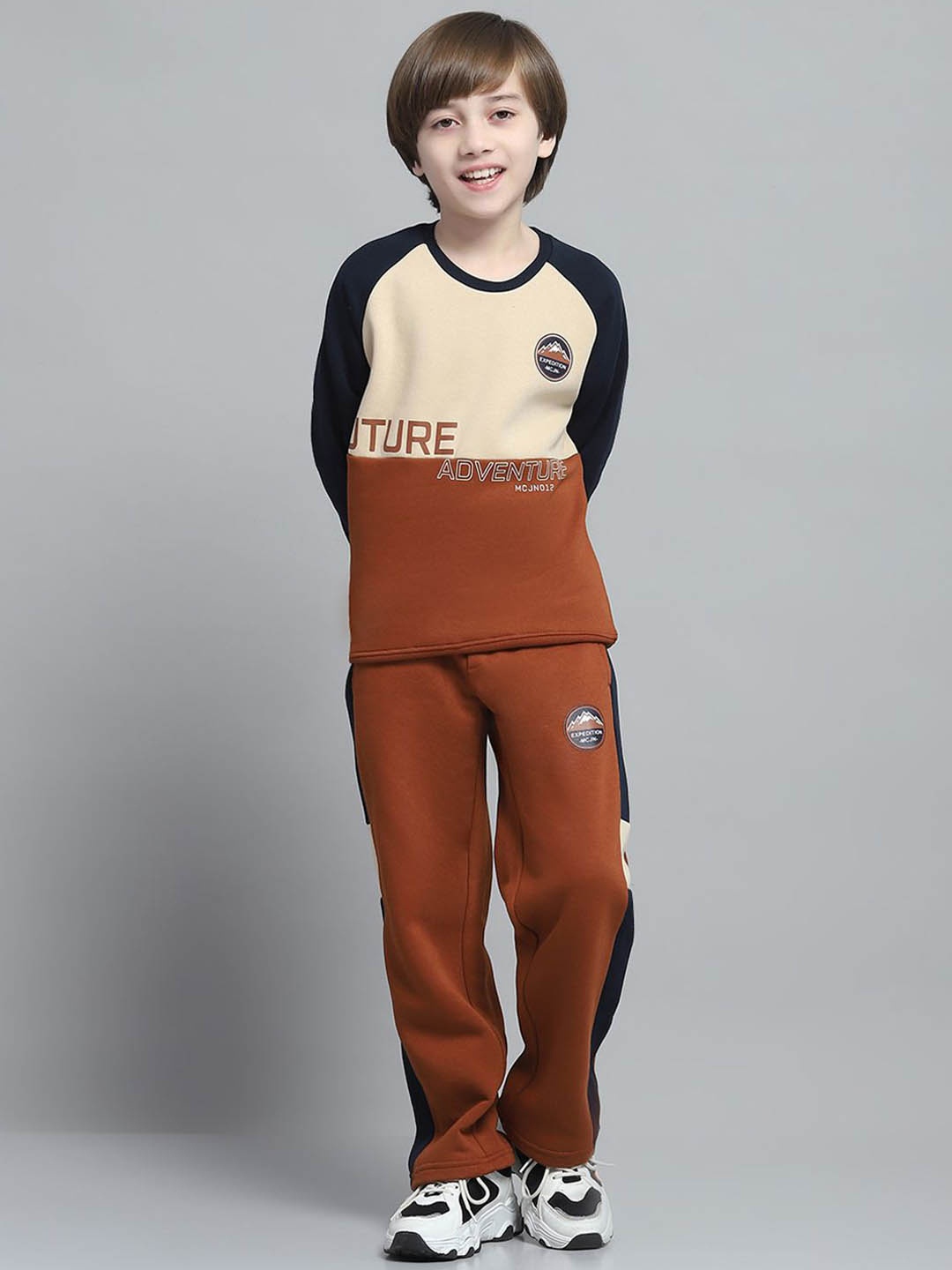 

Monte Carlo Boys Colourblocked Long Sleeves Sweatshirt With Trousers, Brown