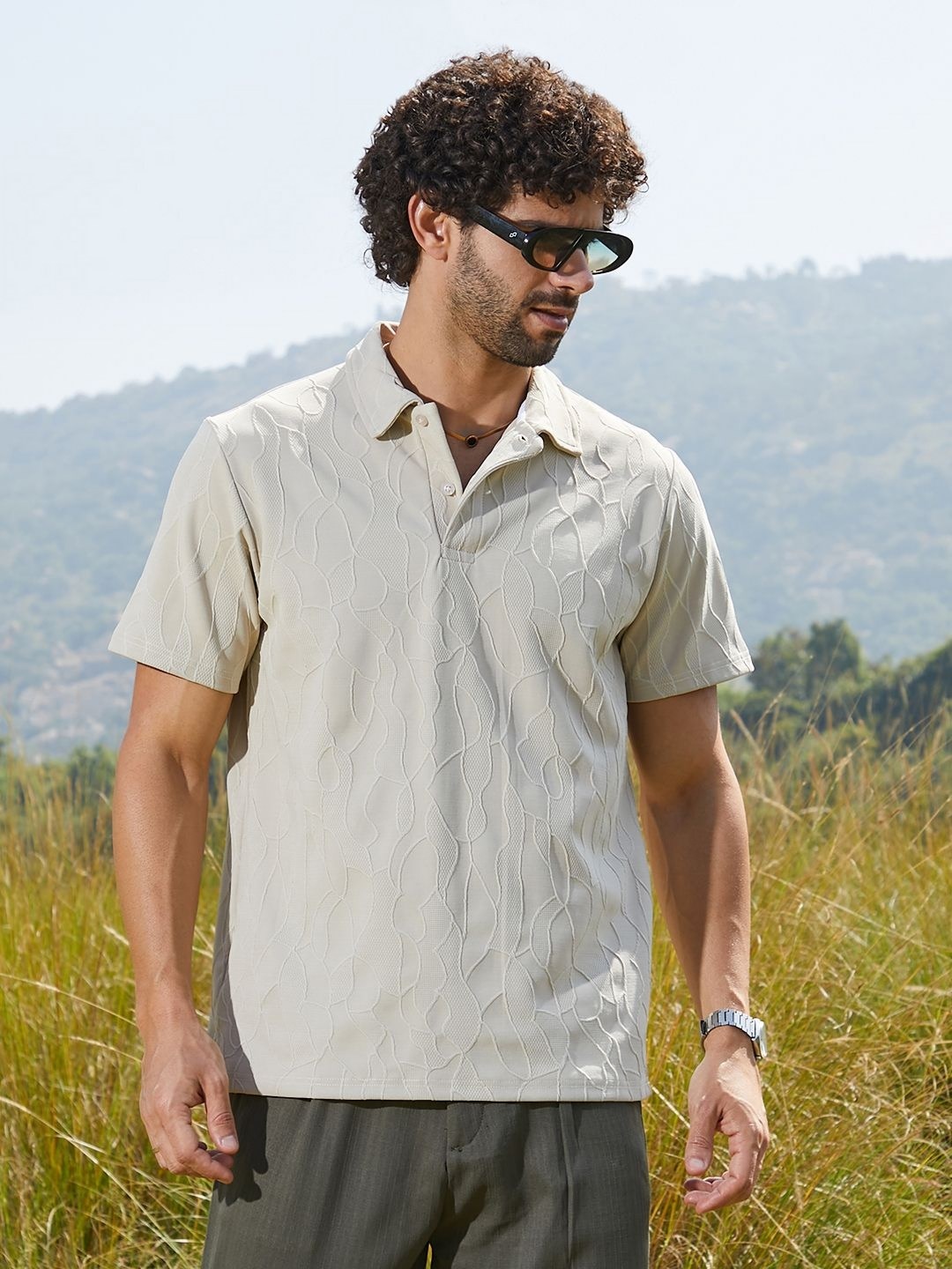 

Campus Sutra Men Self Design Polo Collar Cotton T-shirt, White