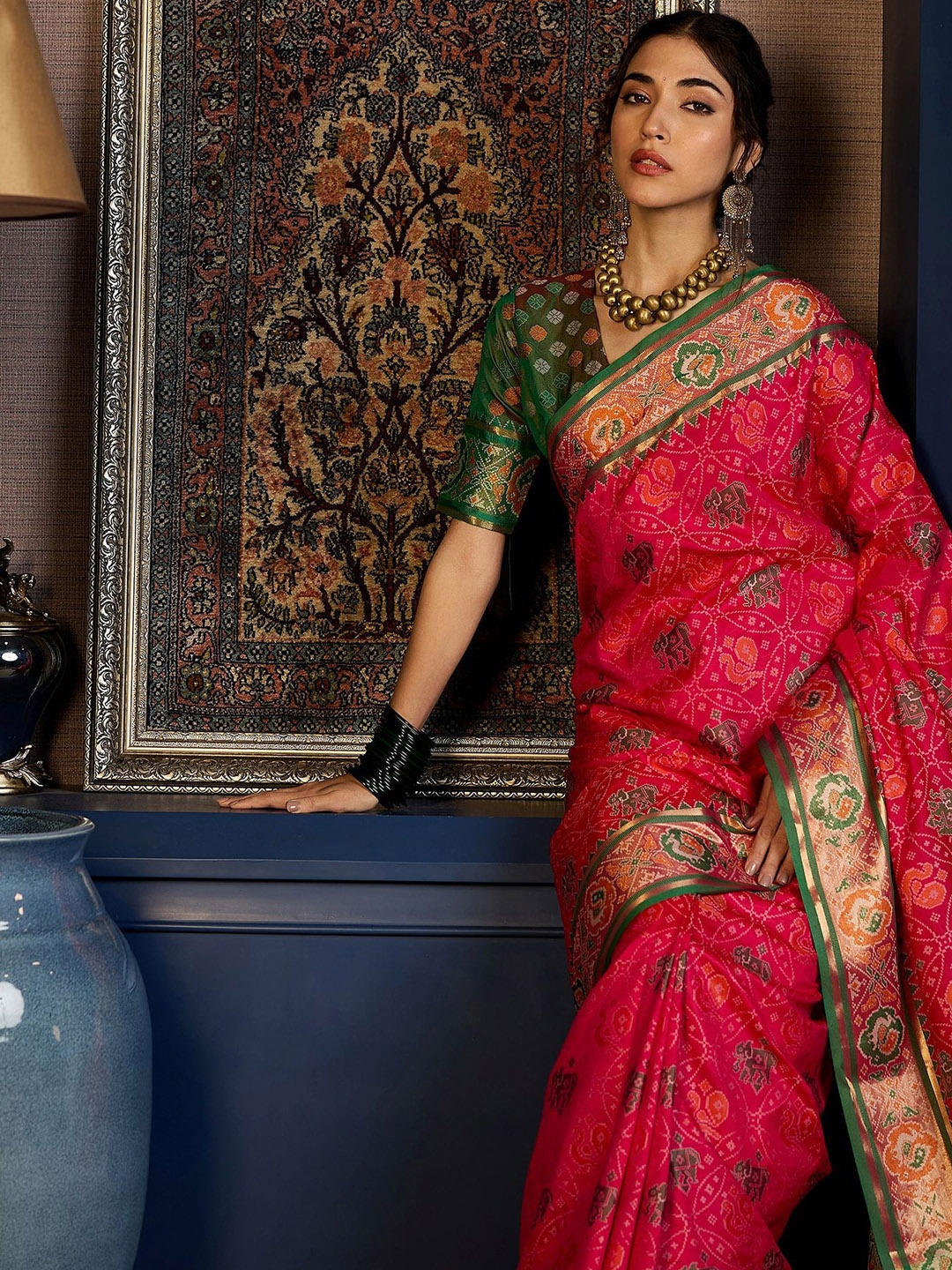 

Sangria Woven Design With Zari Saree, Pink
