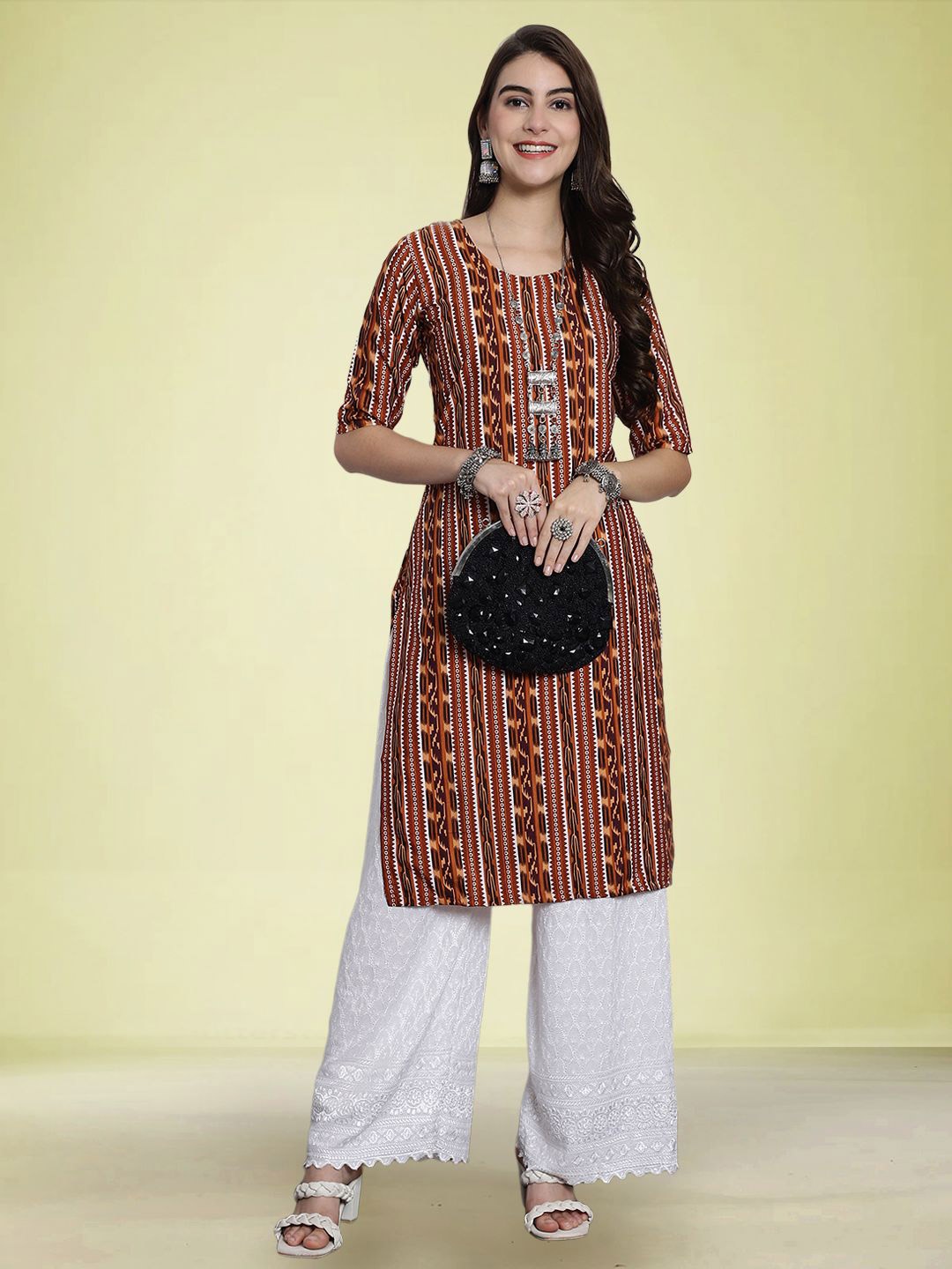 

Moda Rapido Geometric Printed Round Neck Straight Kurta, Brown