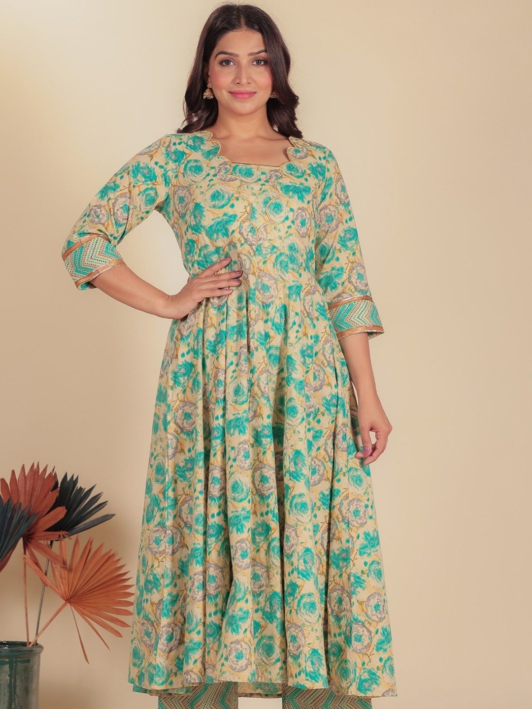 

Aramya Floral Printed Panelled V-Neck Pure Cotton A-Line Kurta, Turquoise blue