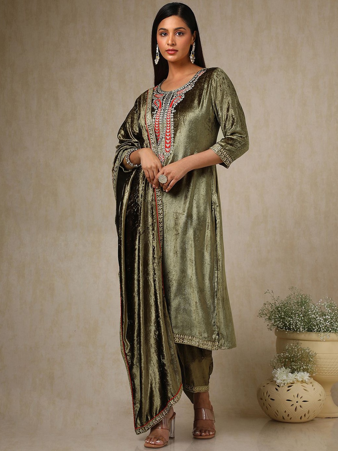 

Soch Women Paisley Embroidered Regular Thread Work Velvet Kurta with Trousers & With Dupatta, Olive