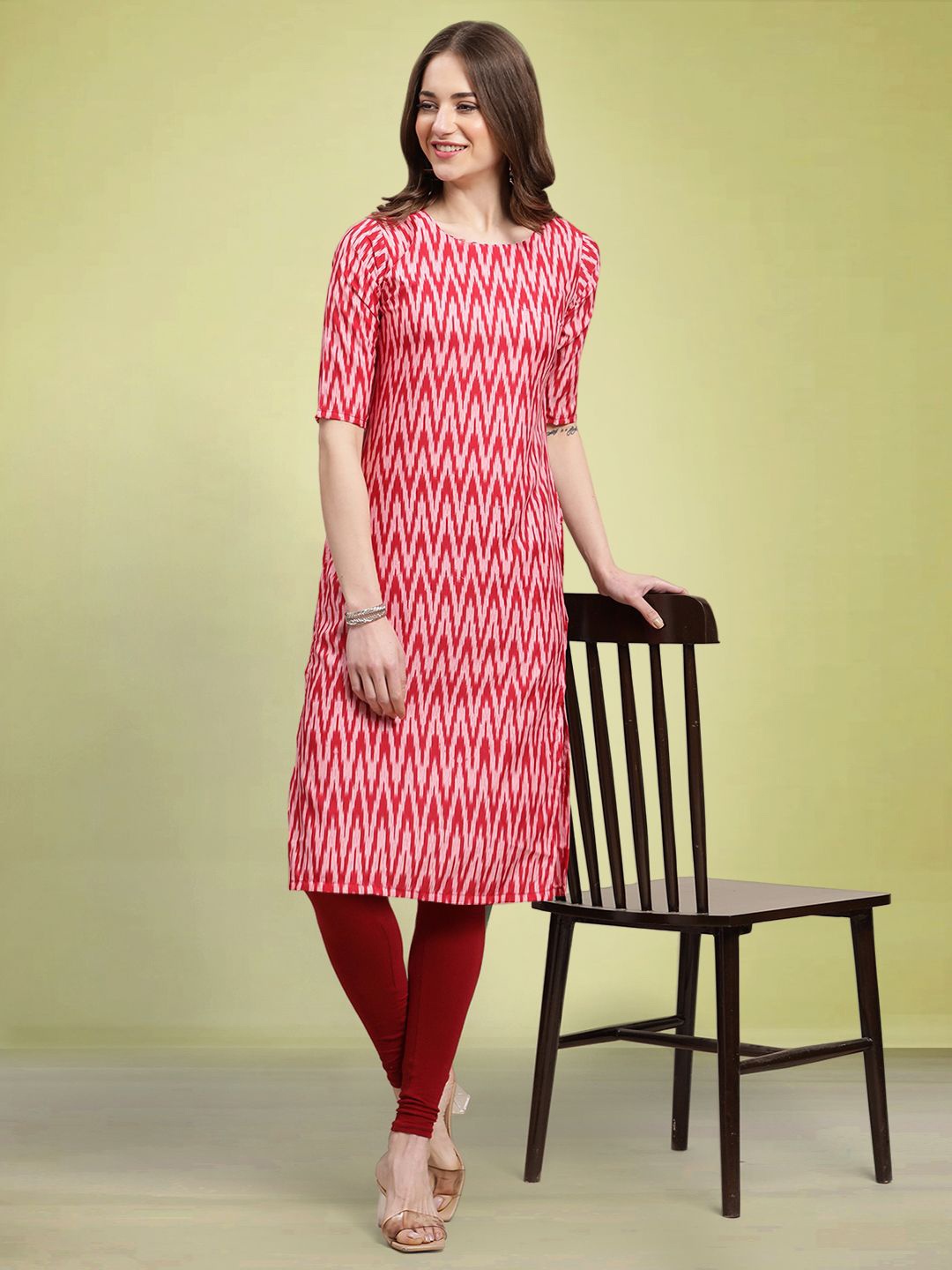 

Moda Rapido Women Geometric Printed Kurta, Pink