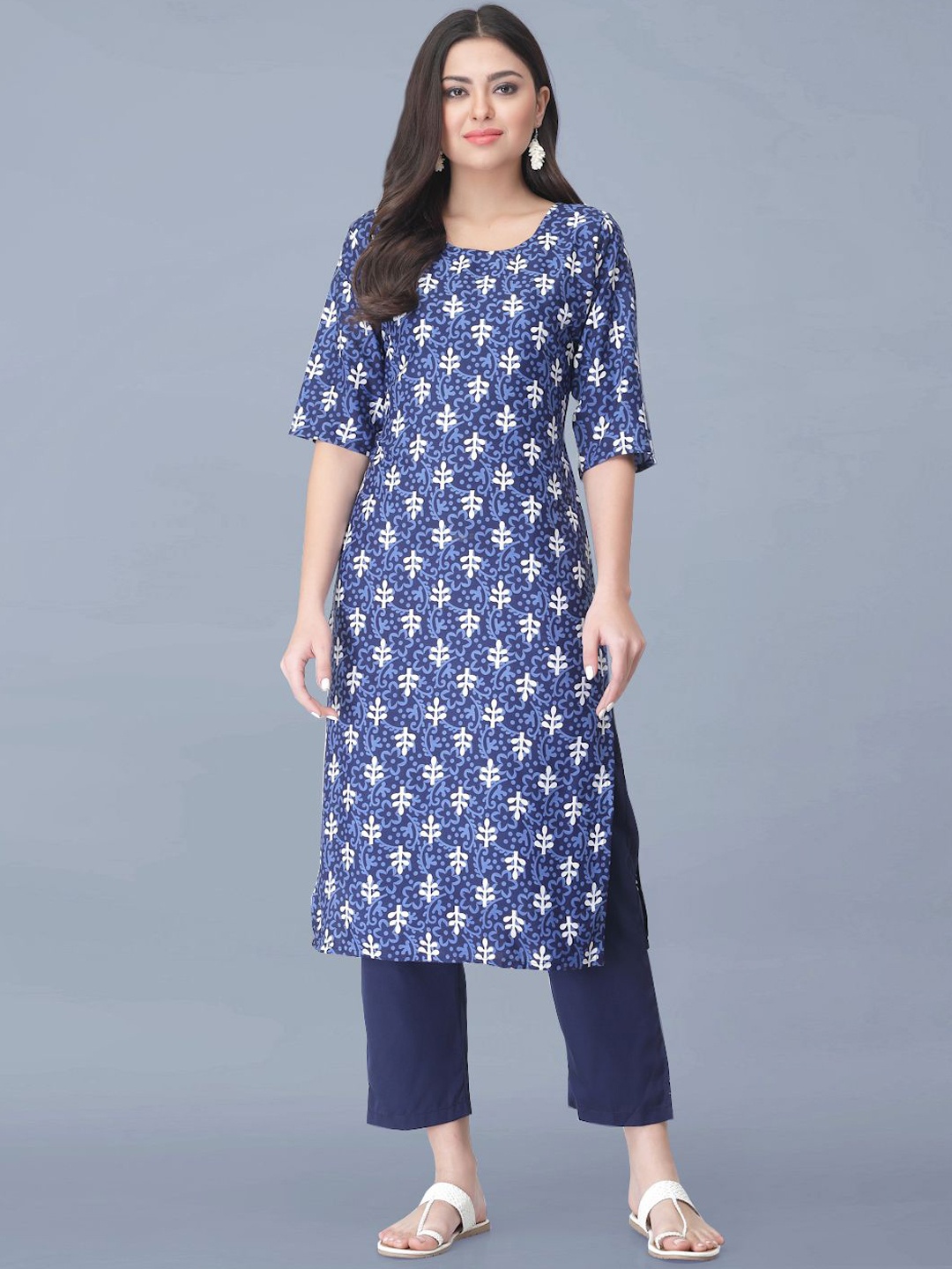 

Moda Rapido Floral Printed Round Neck Straight Kurta With Trousers, Blue