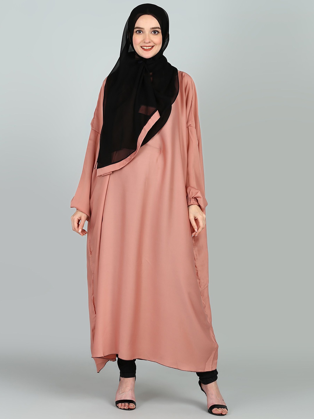 

BROKE BRAND Round Neck Kaftan Abaya, Peach