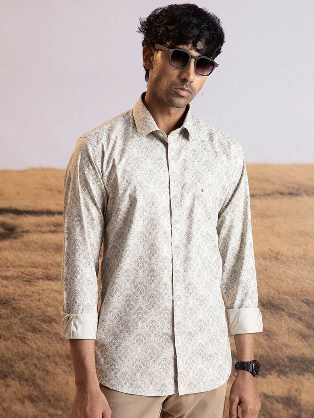 

Sero Men Smart Fit Spread Collar Ethnic Motifs Printed Cotton Casual Shirt, White