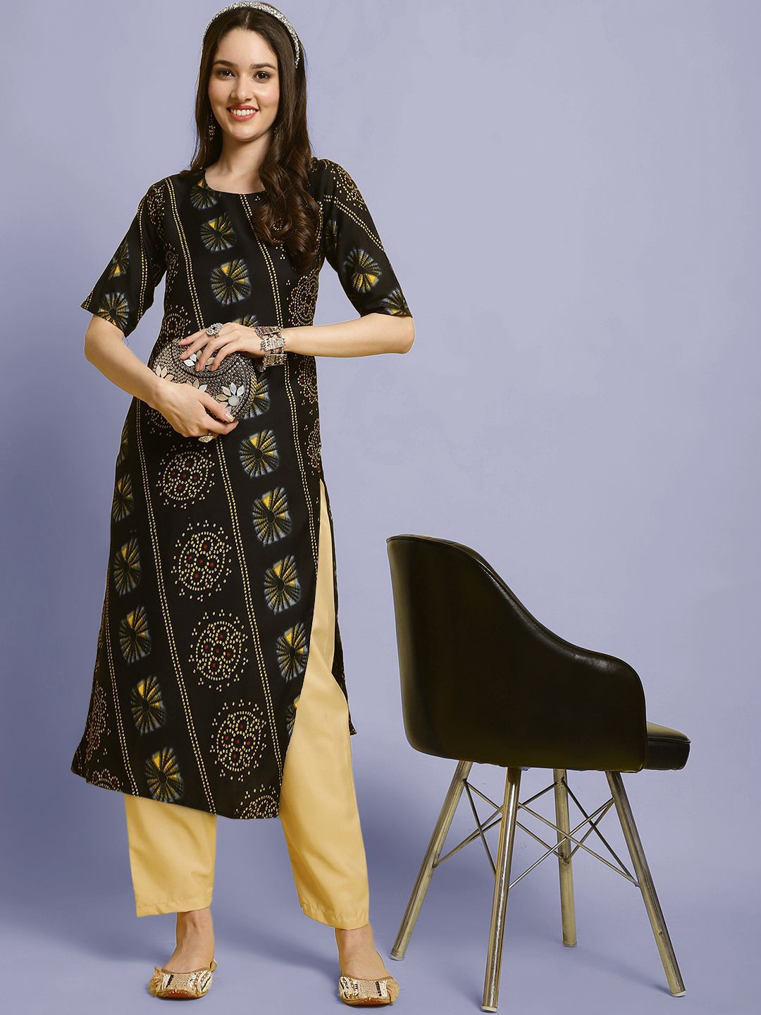 

Moda Rapido Bandhani Printed Round Neck Straight Kurta With Trousers, Black