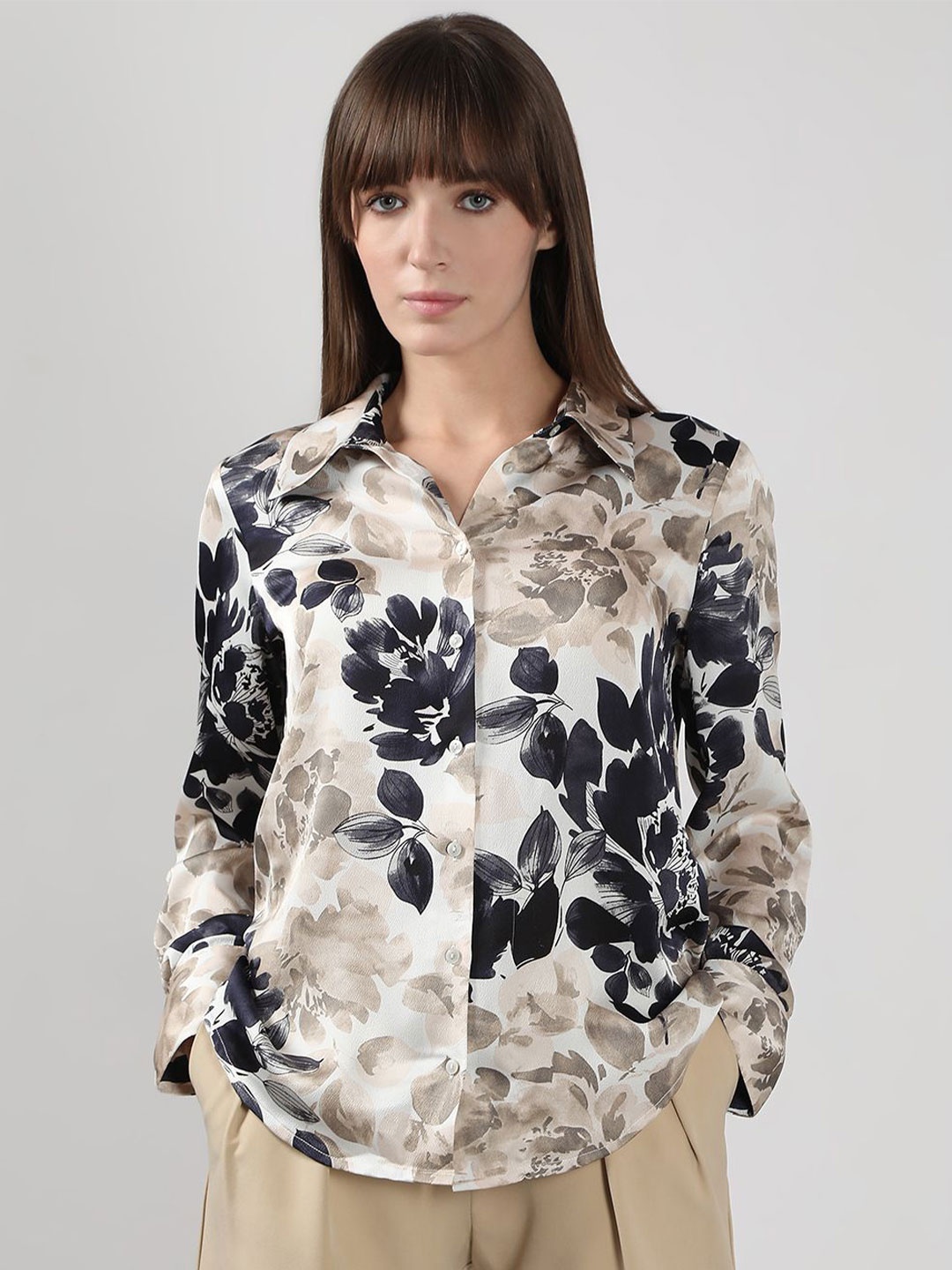 

Vero Moda Women Spread Collar Floral Printed Casual Shirt, Beige