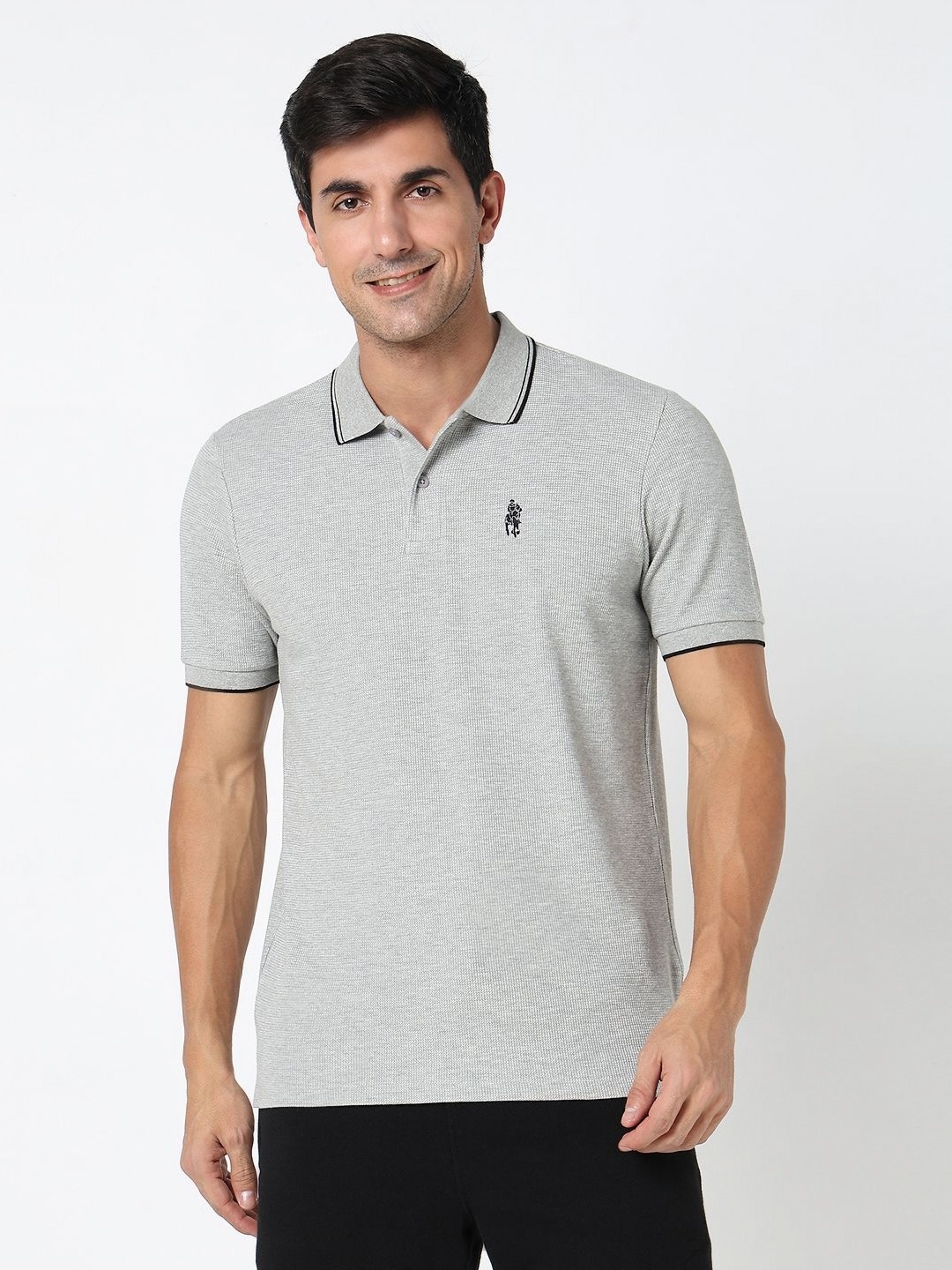 

R&B Men Polo Collar Applique T-shirt, Grey