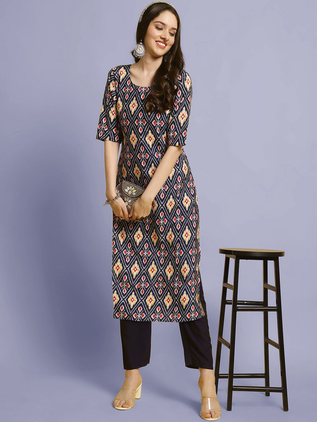 

Moda Rapido Ethnic Motifs Printed Round Neck Straight Kurta With Trousers, Navy blue