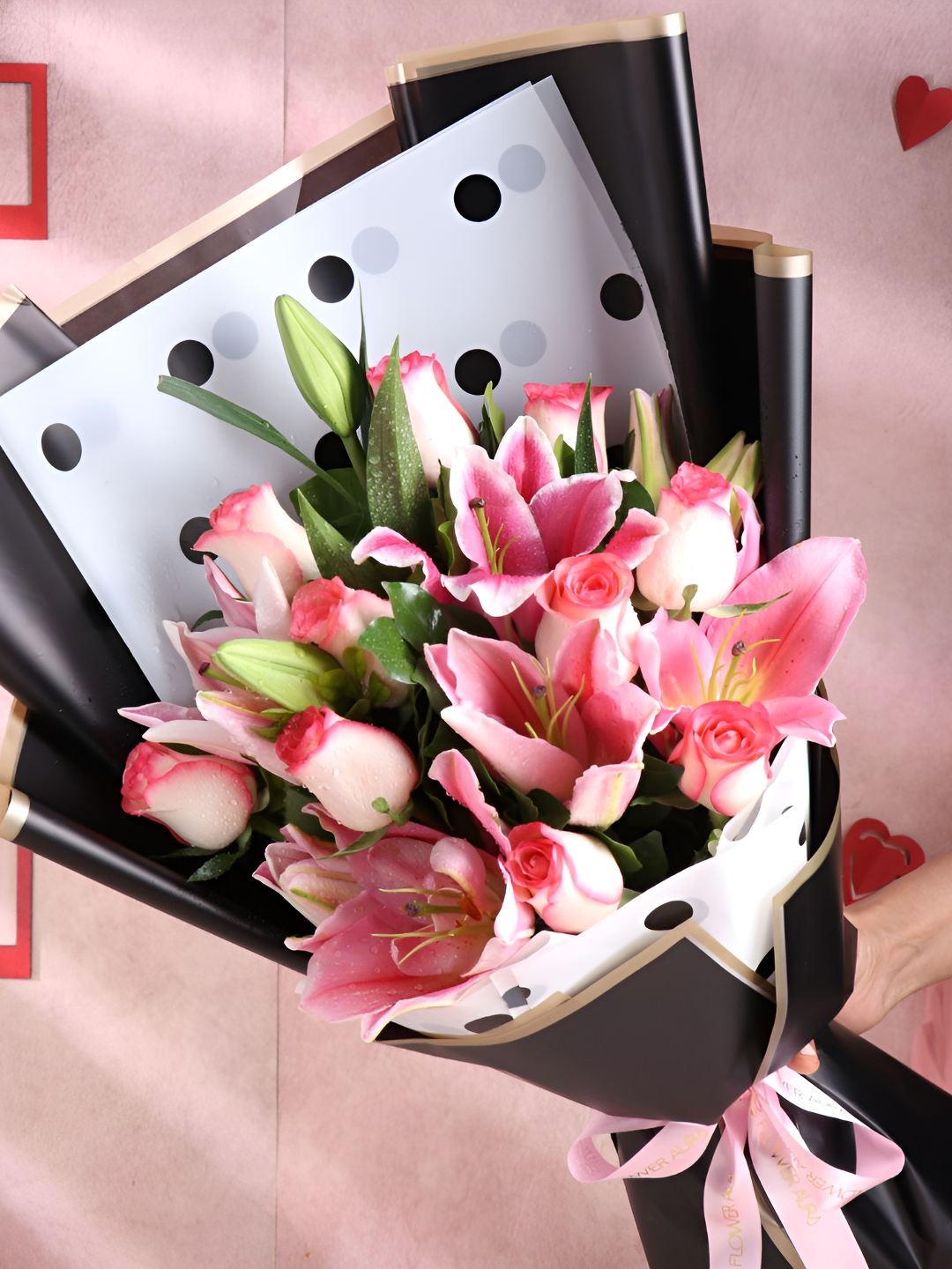 

Floweraura Pink & Green 14 Pieces Roses & Lilies Fresh Flower Bouquet