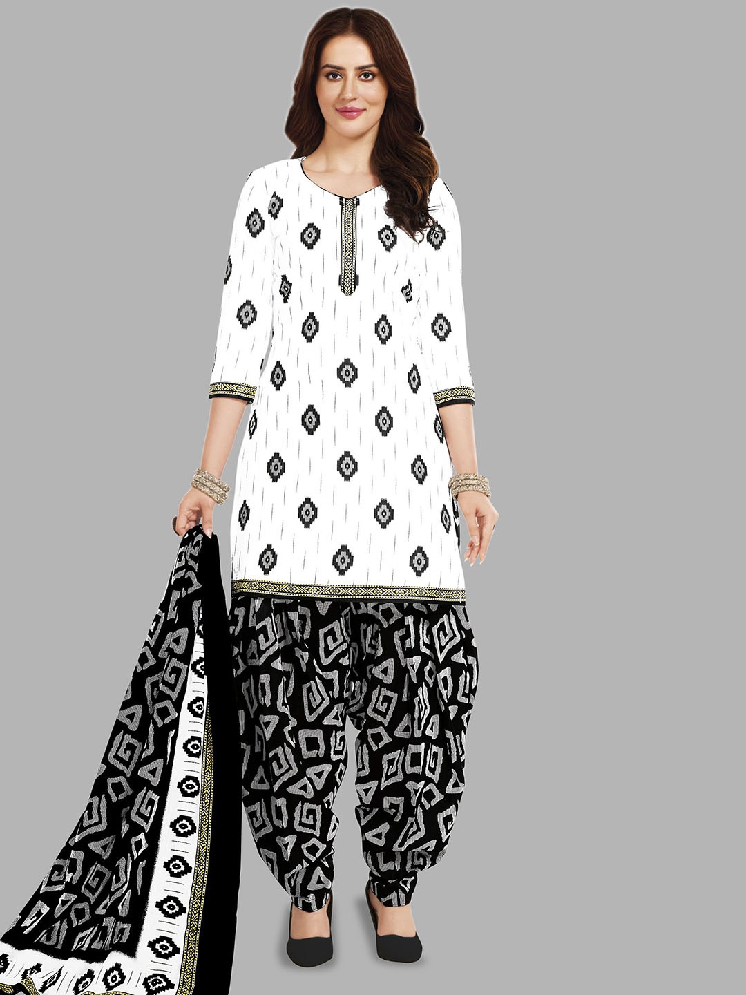

Simmu Printed Pure Cotton Unstitched Dress Material, White